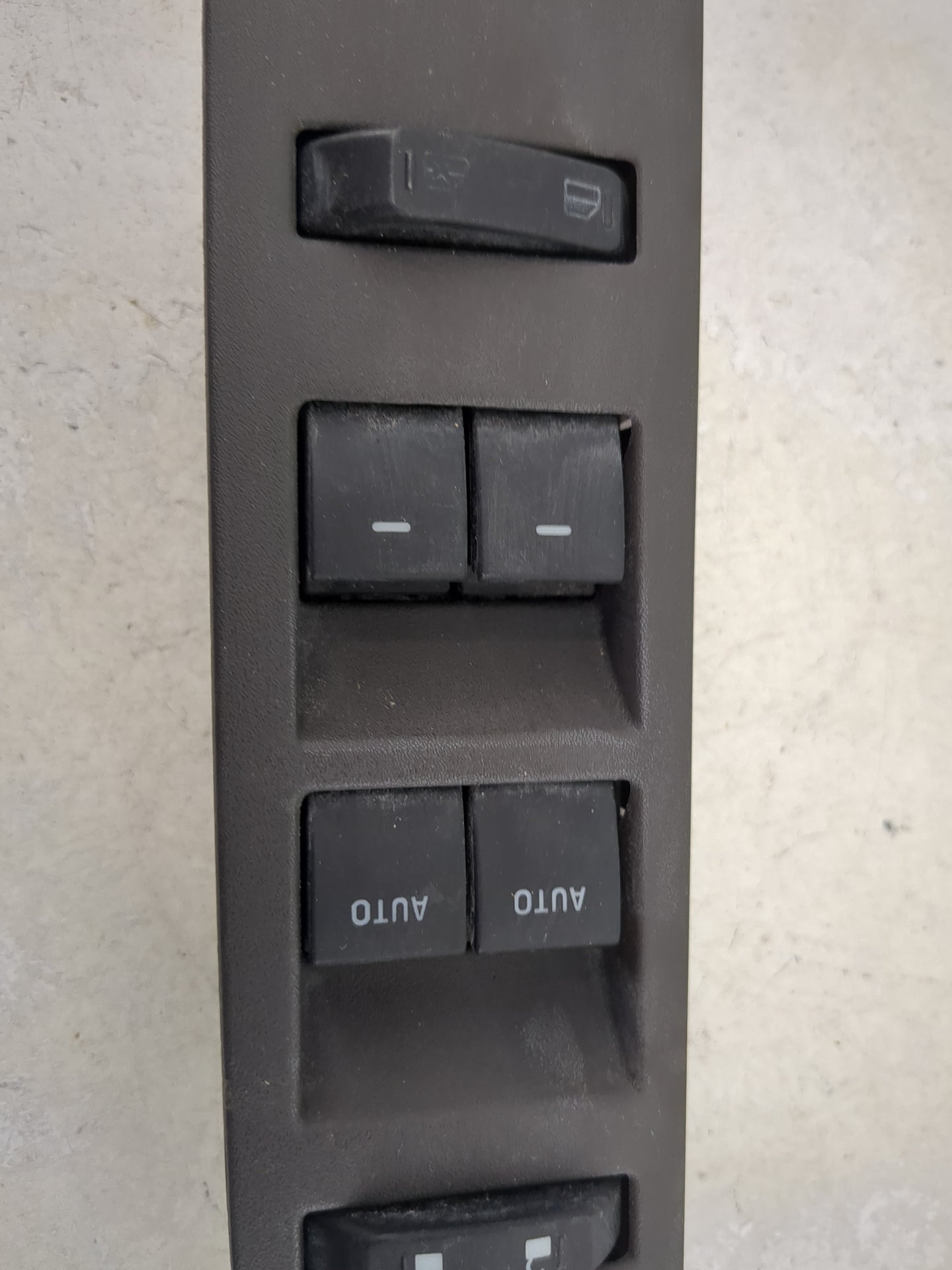2010-2014 Ford F-150 Master Power Window Switch Replacement Driver Side Left P/N:BL3T-14540-BCW 7824 Fits OEM Used Auto Part