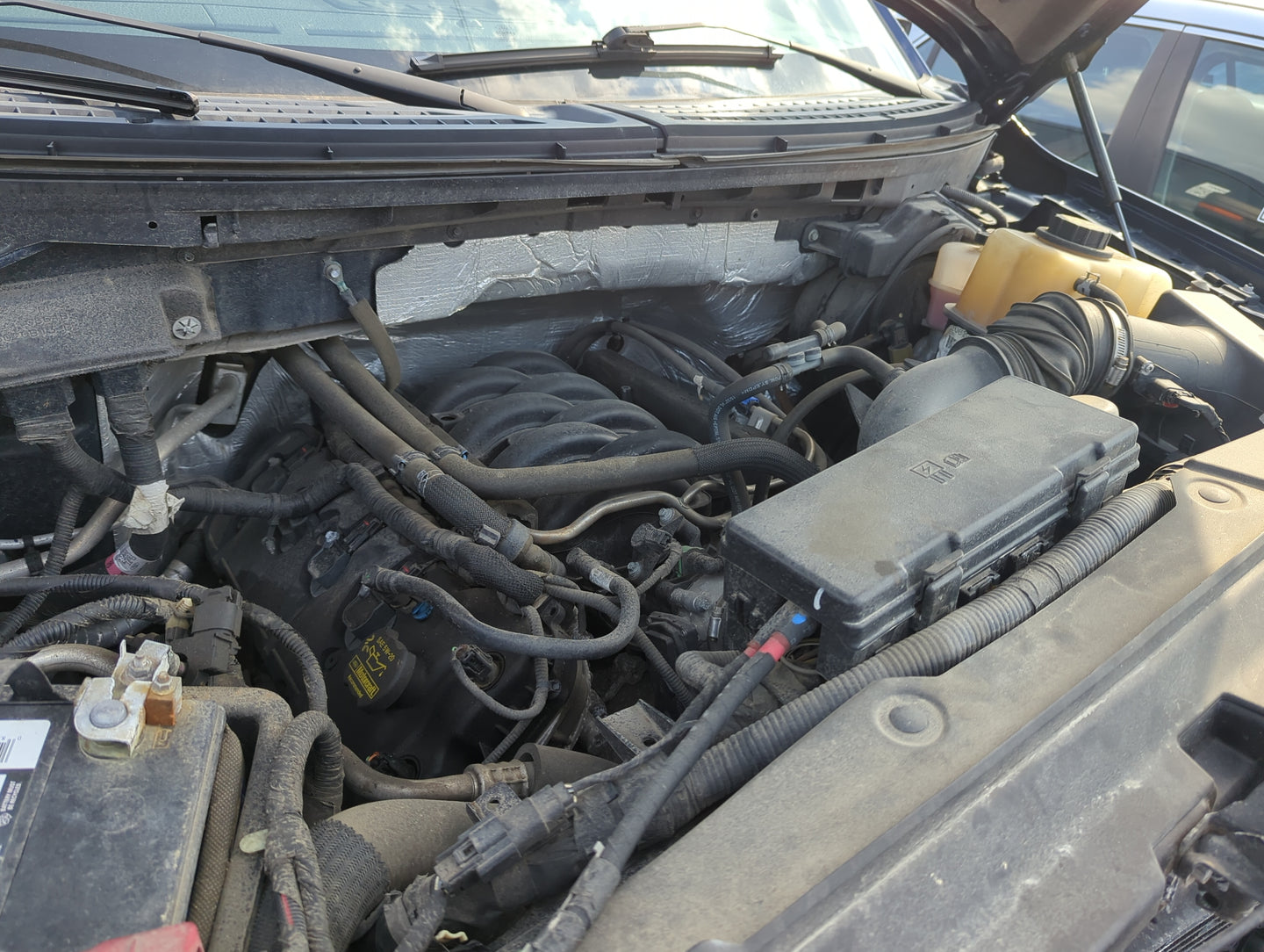 2011-2013 Ford F-150 Engine Motor Complete Assembly 142K Miles Tested-Runs Good OEM Used Auto Parts - Oemusedautoparts1.com
