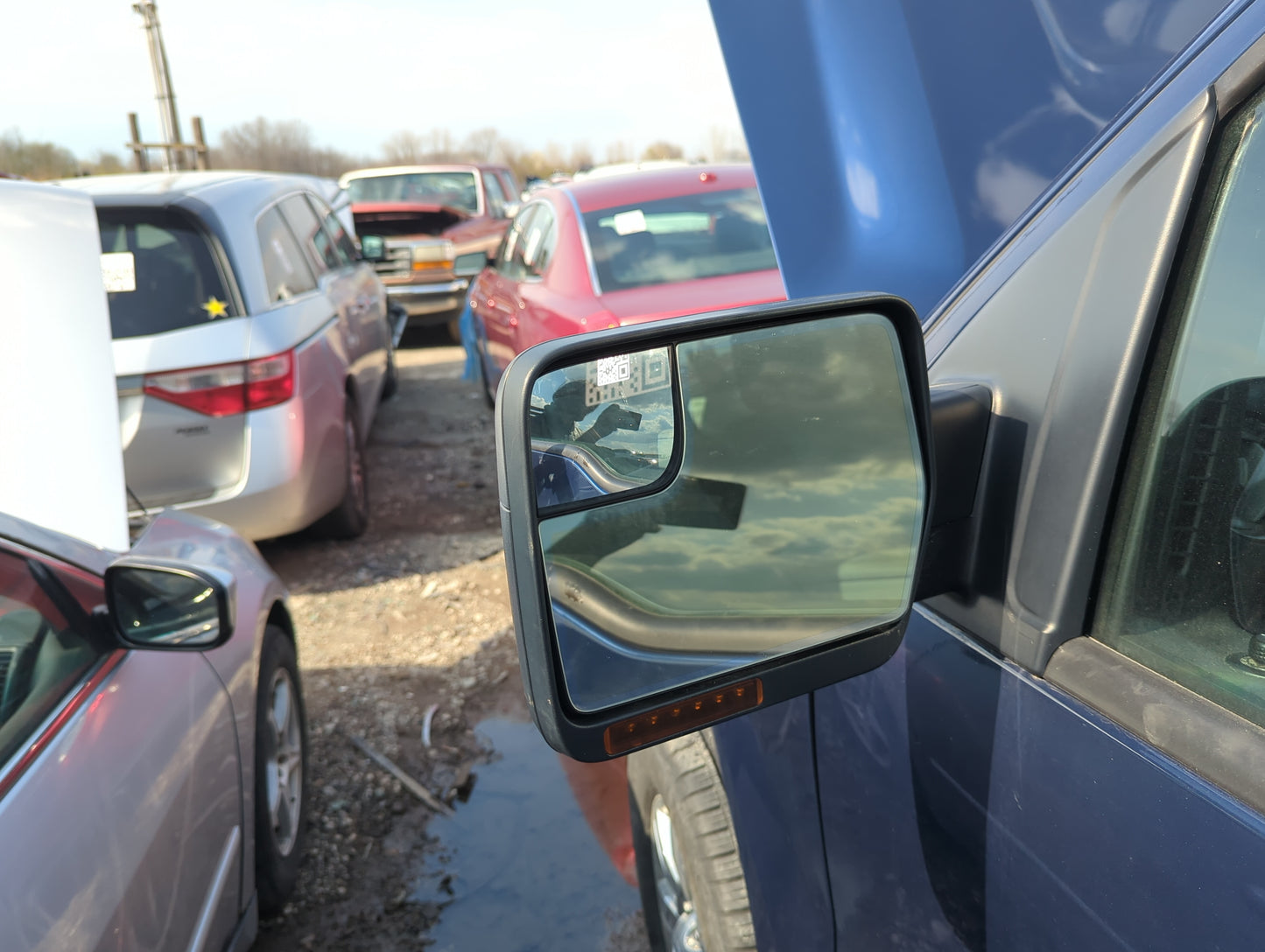 2011-2014 Ford F-150 Driver Side View Mirror - Left Door Mirror OEM Used - Oemusedautoparts1.com