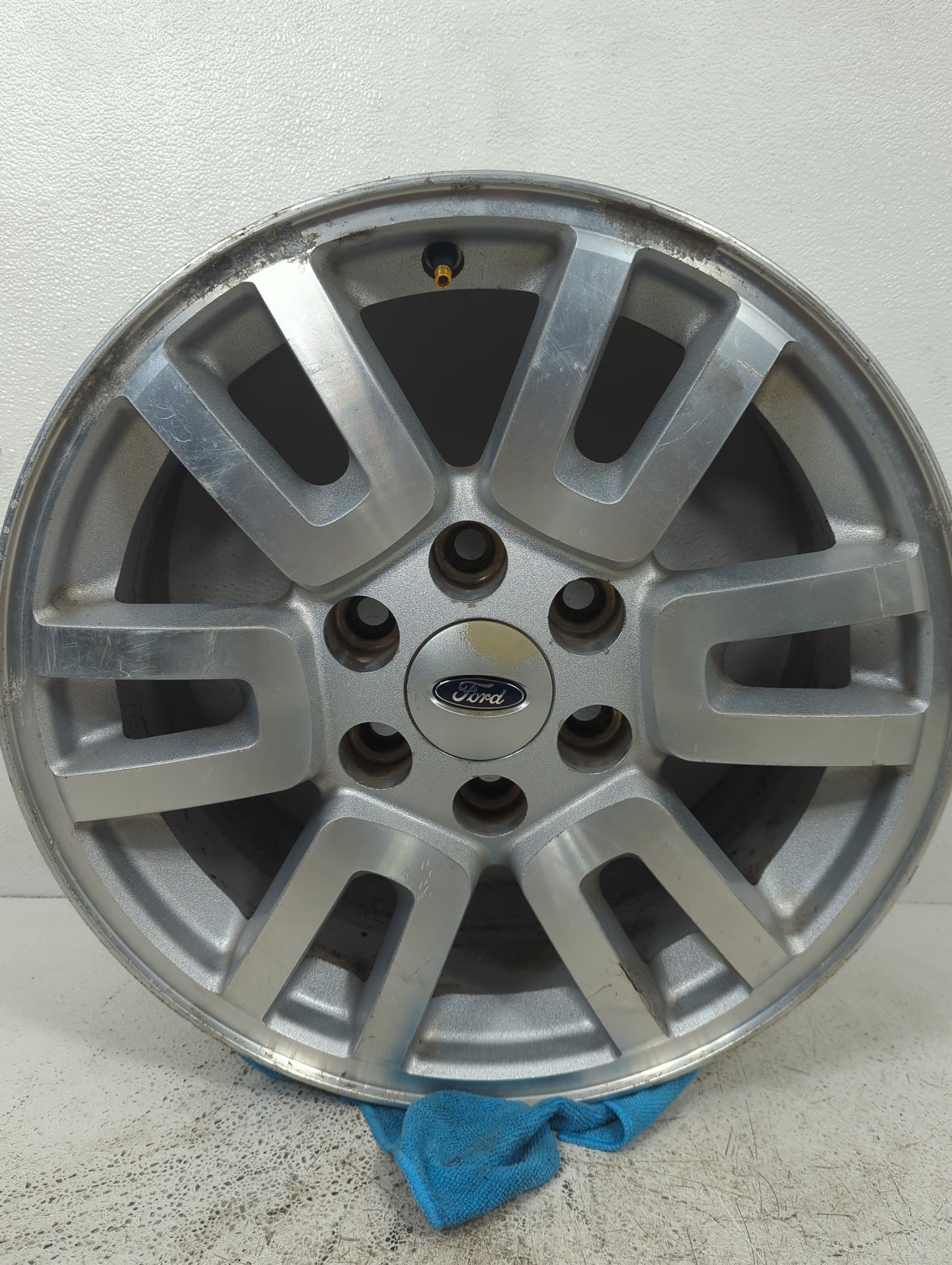 2009-2014 Ford F-150 Oem Wheel Rim 5029058 - Oemusedautoparts1.com