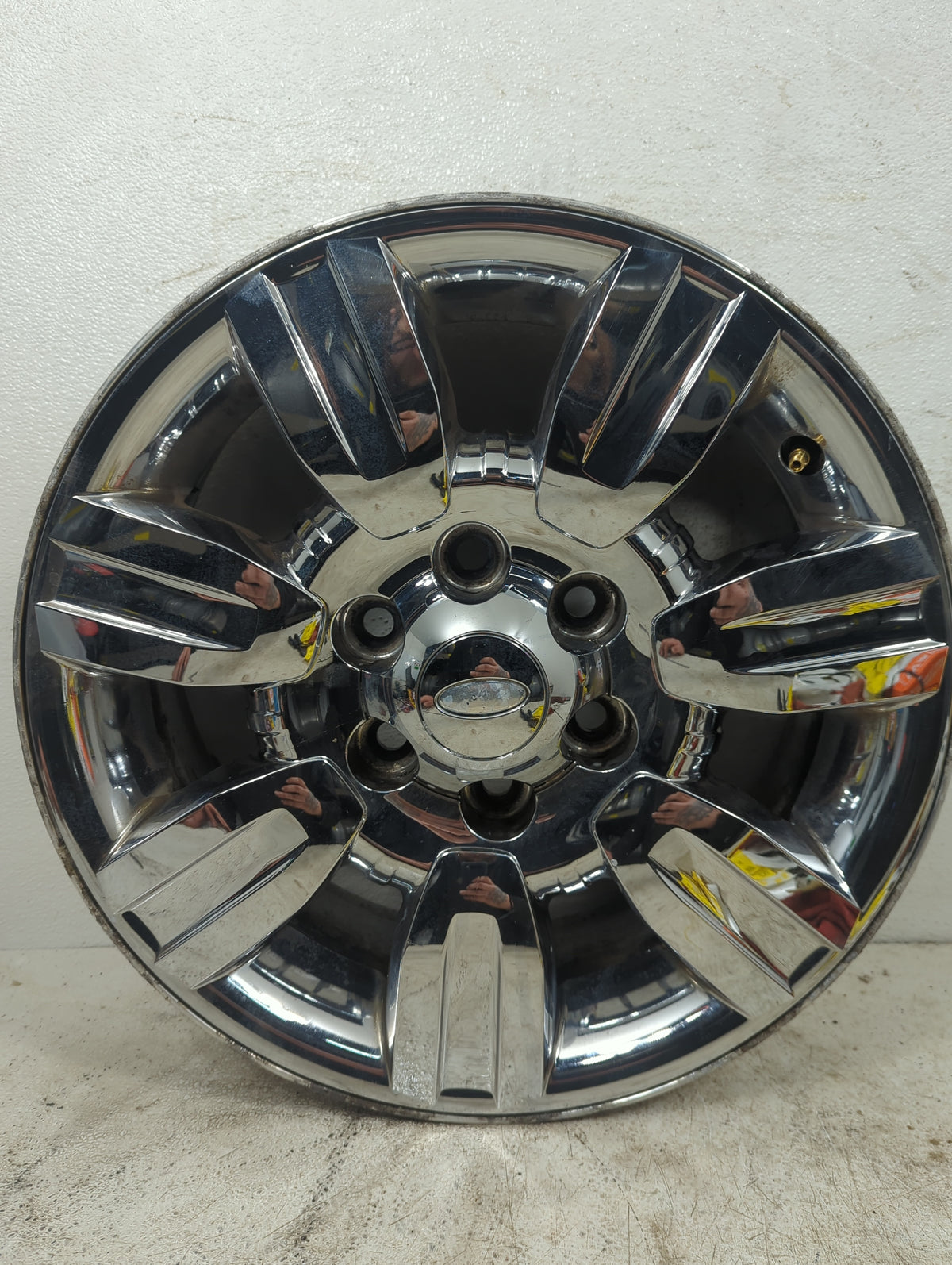 2009-2012 Ford F-150 Oem Wheel Rim 5043443 - Oemusedautoparts1.com