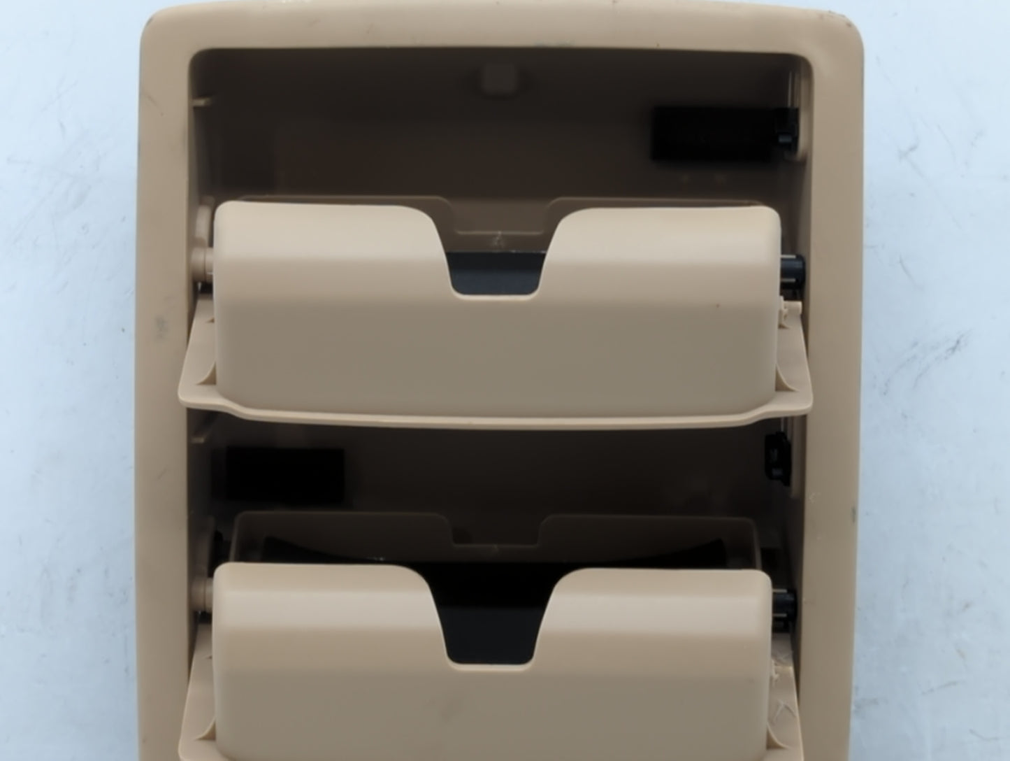 2009-2014 Ford F-150 Center Floor Console P/N:9L34-13D776-C Fits Fits 2009 2010 2011 2012 2013 2014 OEM Used Auto Parts - Oe
