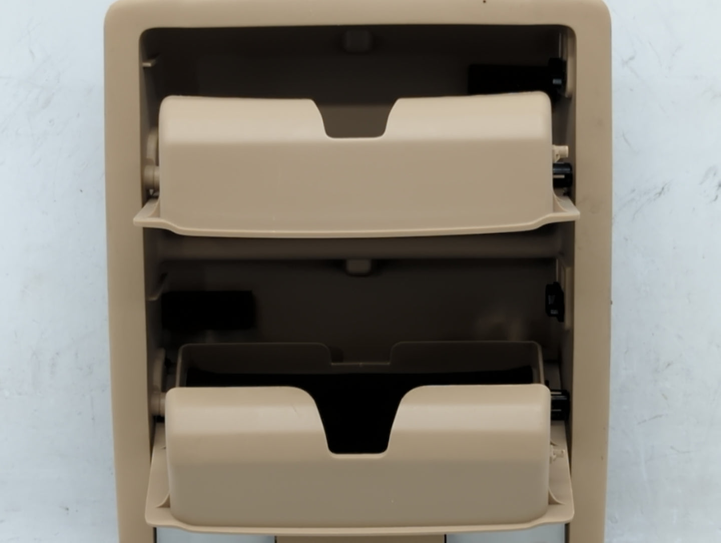 2009-2014 Ford F-150 Center Floor Console P/N:9L34-13D776-C Fits Fits 2009 2010 2011 2012 2013 2014 OEM Used Auto Parts - Oe