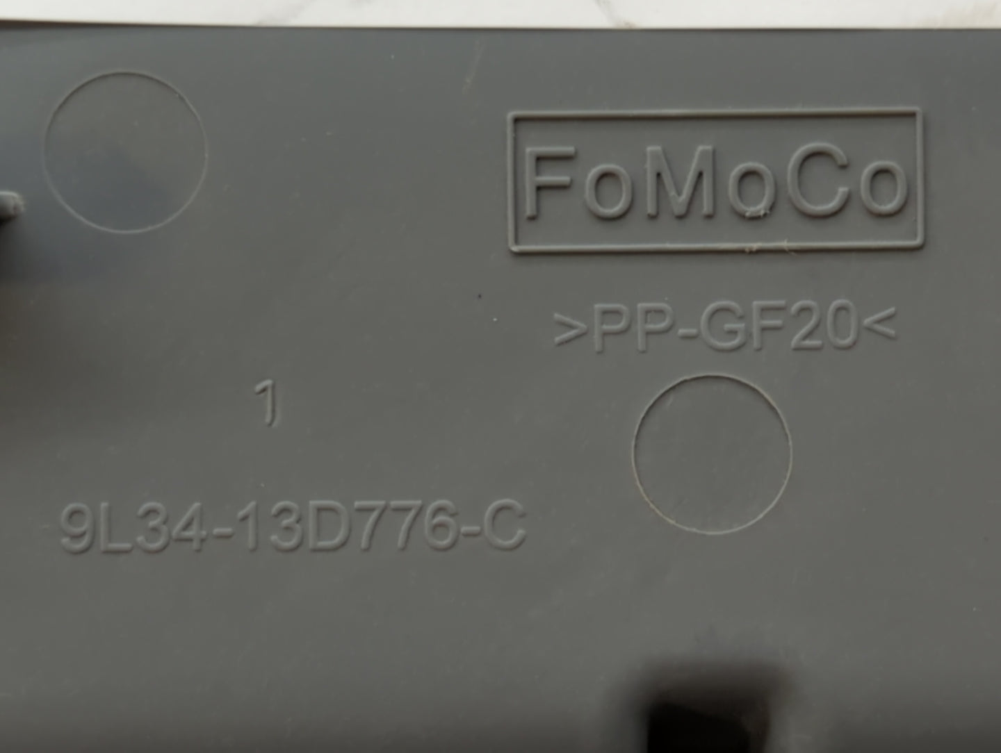 2009-2014 Ford F-150 Center Floor Console P/N:9L34-13D776-C Fits Fits 2009 2010 2011 2012 2013 2014 OEM Used Auto Parts - Oe