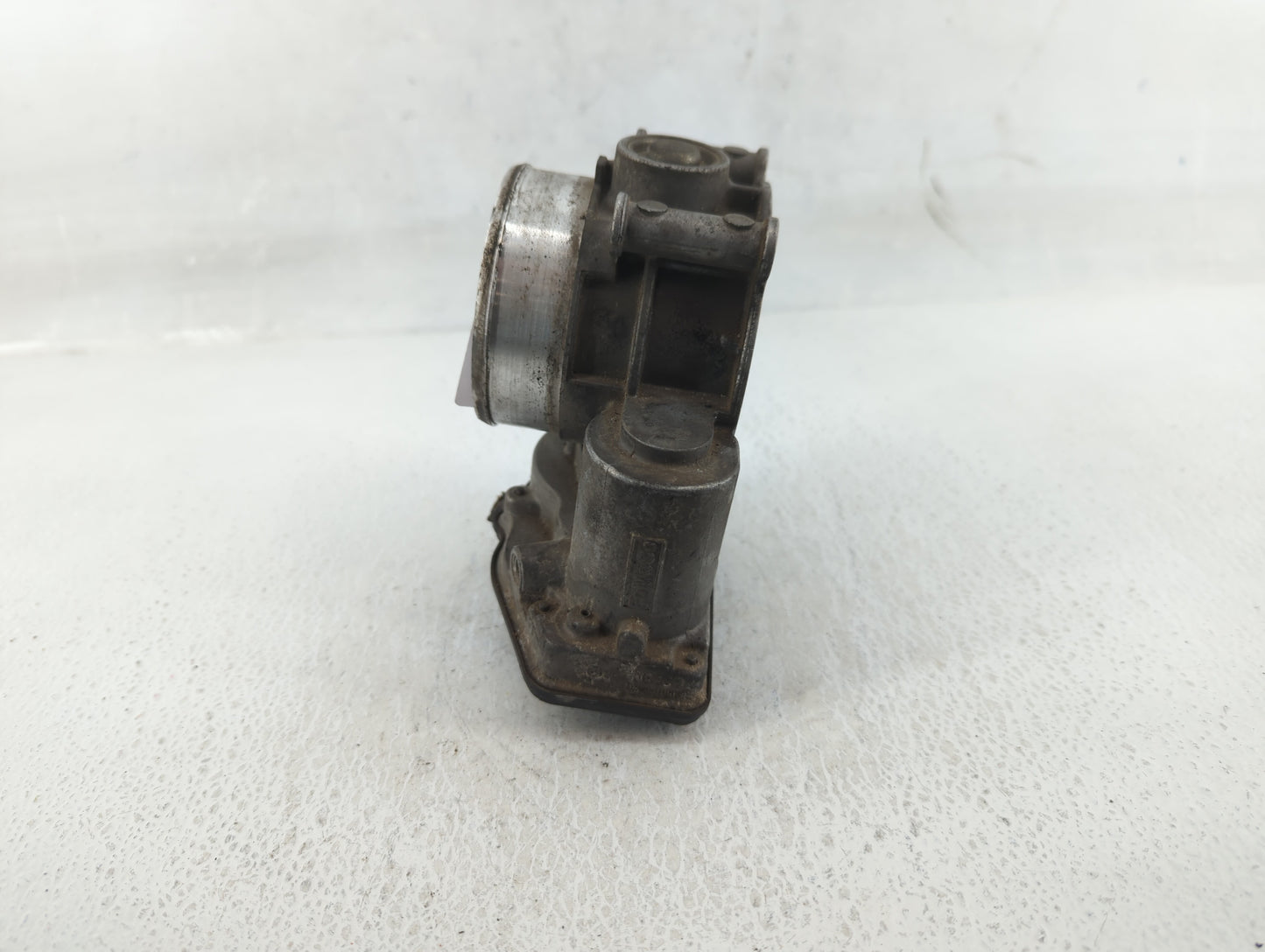 2011-2016 Ford F-150 Throttle Body P/N:DL3E-AC Fits Fits 2011 2012 2013 2014 2015 2016 2017 2018 2019 OEM Used Auto Parts - 