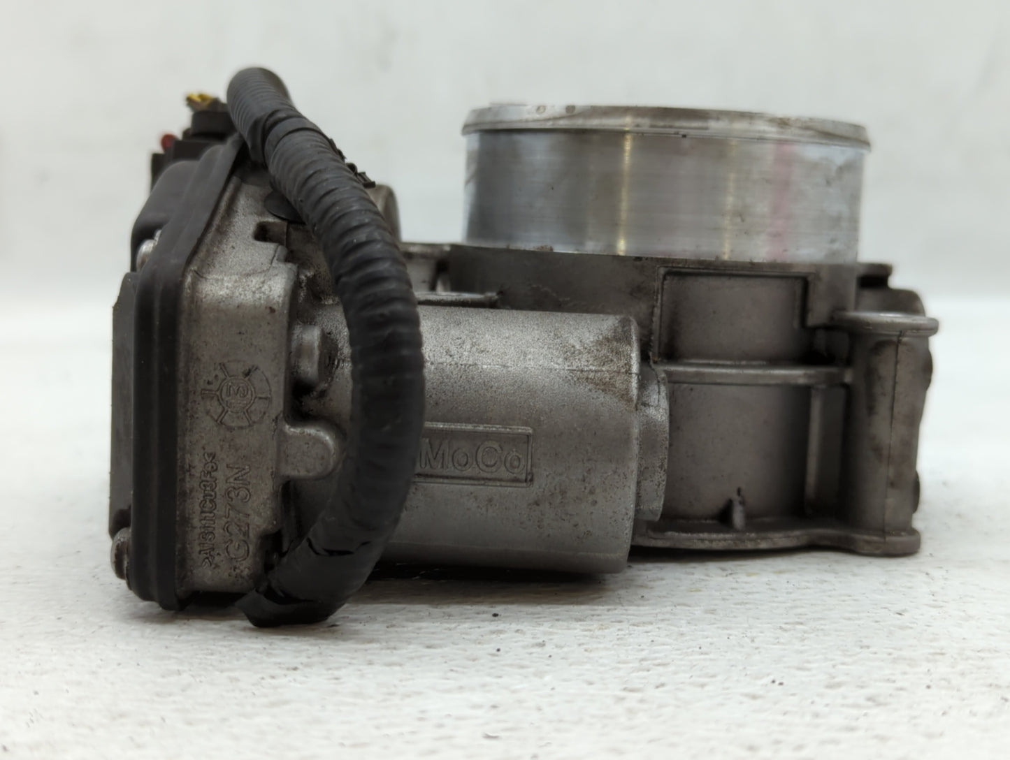 2011-2016 Ford F-150 Throttle Body P/N:DL3E-AC Fits Fits 2011 2012 2013 2014 2015 2016 2017 2018 2019 OEM Used Auto Parts - 