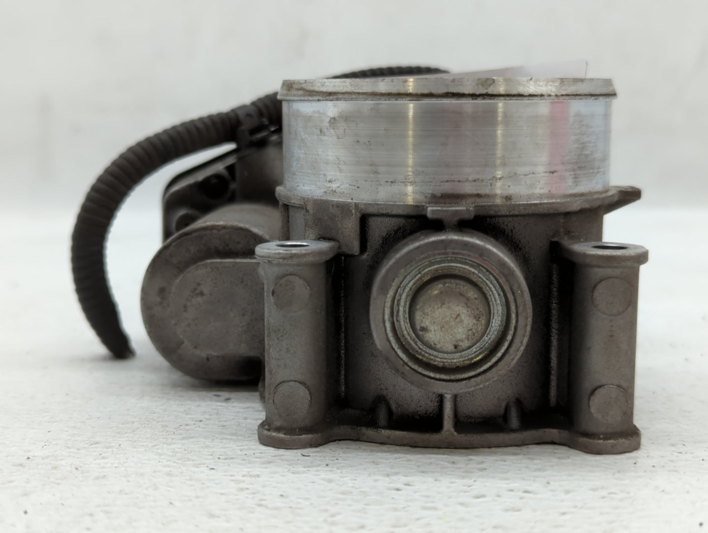 2011-2016 Ford F-150 Throttle Body P/N:DL3E-AC Fits Fits 2011 2012 2013 2014 2015 2016 2017 2018 2019 OEM Used Auto Parts - 