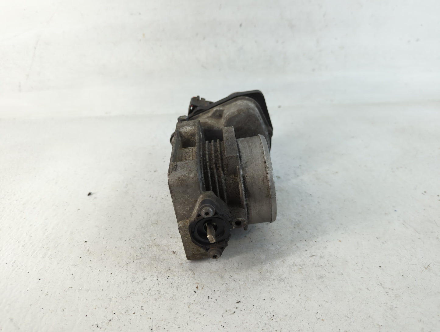 2011-2014 Ford F-150 Throttle Body P/N:131921000515 071113, AA5E-BB Fits Fits 2011 2012 2013 2014 OEM Used Auto Parts - Oemu
