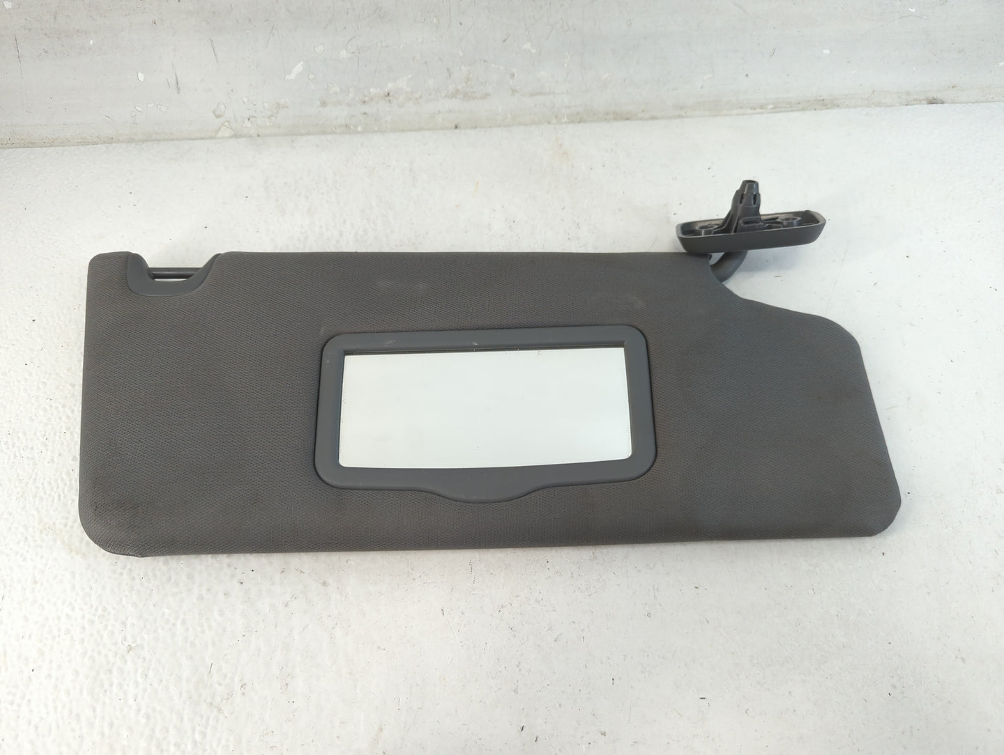 2012 Ford F-150 Sun Visor Shade Replacement Passenger Right Mirror Fits OEM Used Auto Parts - Oemusedautoparts1.com