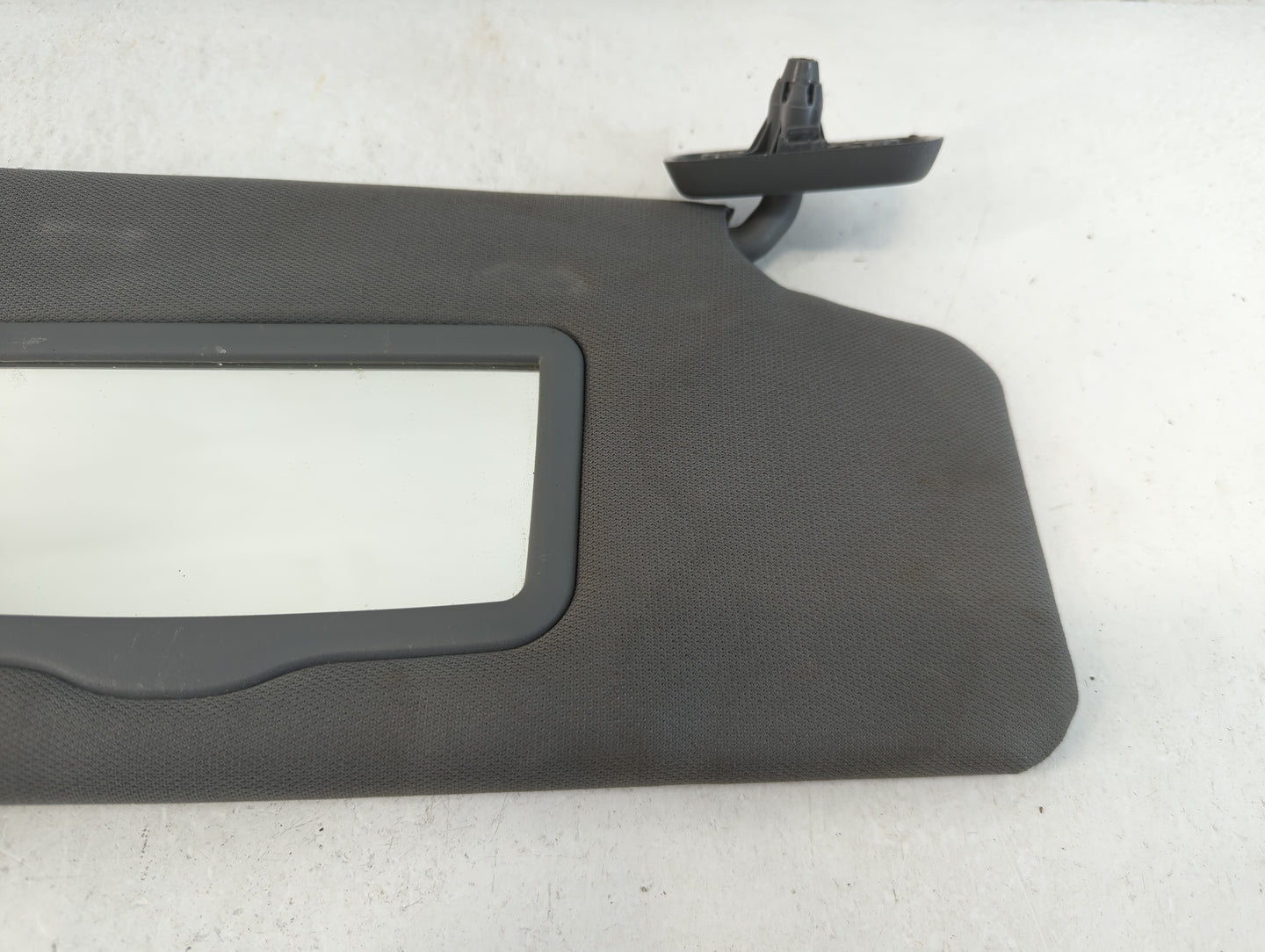 2012 Ford F-150 Sun Visor Shade Replacement Passenger Right Mirror Fits OEM Used Auto Parts - Oemusedautoparts1.com