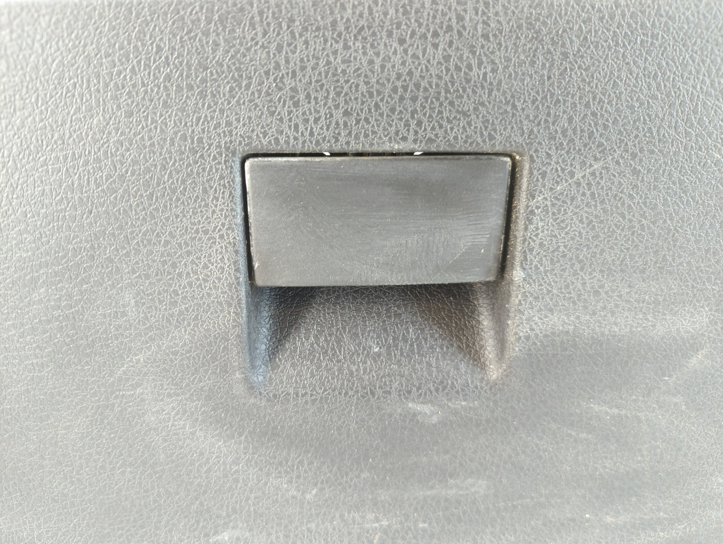 2012 Ford F-150 Passenger Glove Box Door Storage Compartment 935691 - Oemusedautoparts1.com