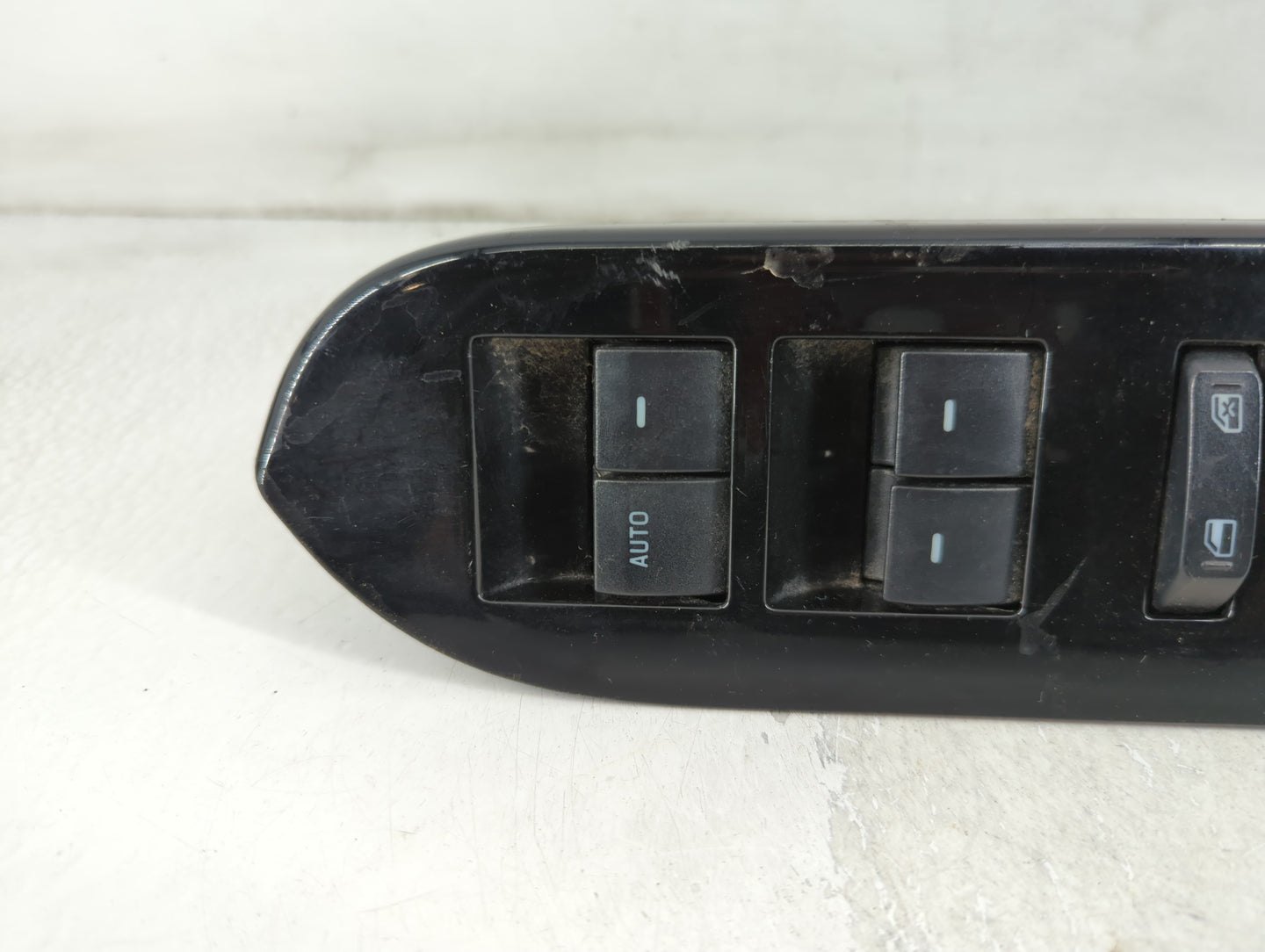 2008-2010 Ford F-250 Master Power Window Switch Replacement Driver Side Left P/N:8L8T-14540-ACW Fits OEM Used Auto Parts - O
