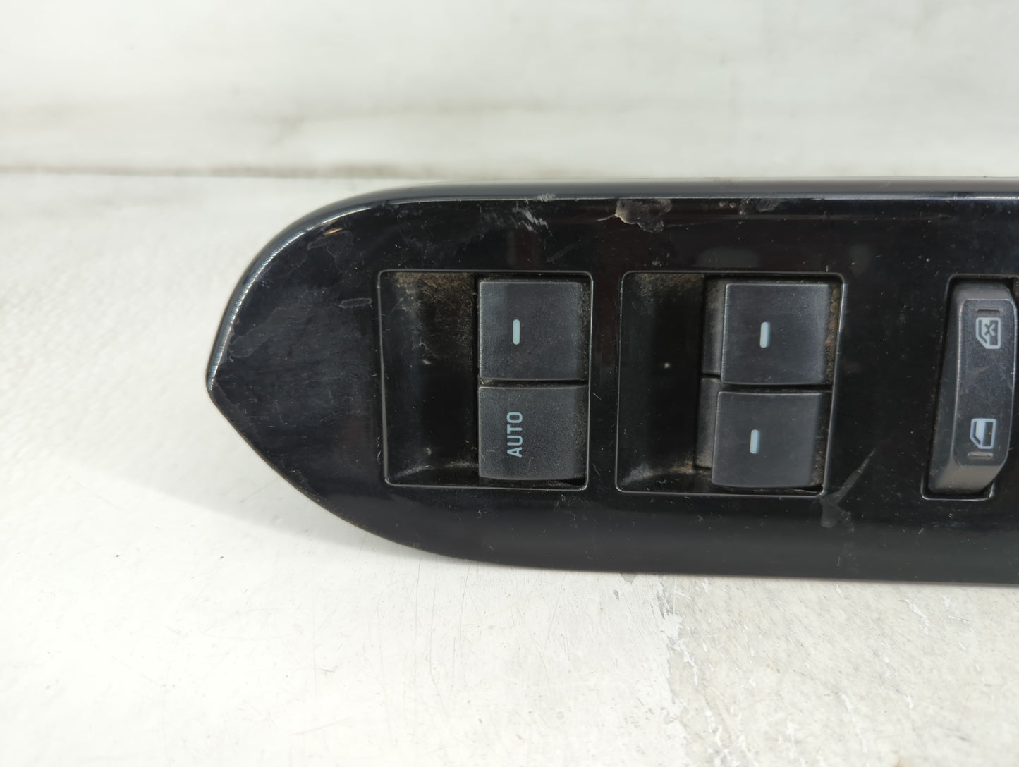 2008-2010 Ford F-250 Master Power Window Switch Replacement Driver Side Left P/N:8L8T-14540-ACW Fits OEM Used Auto Parts - O