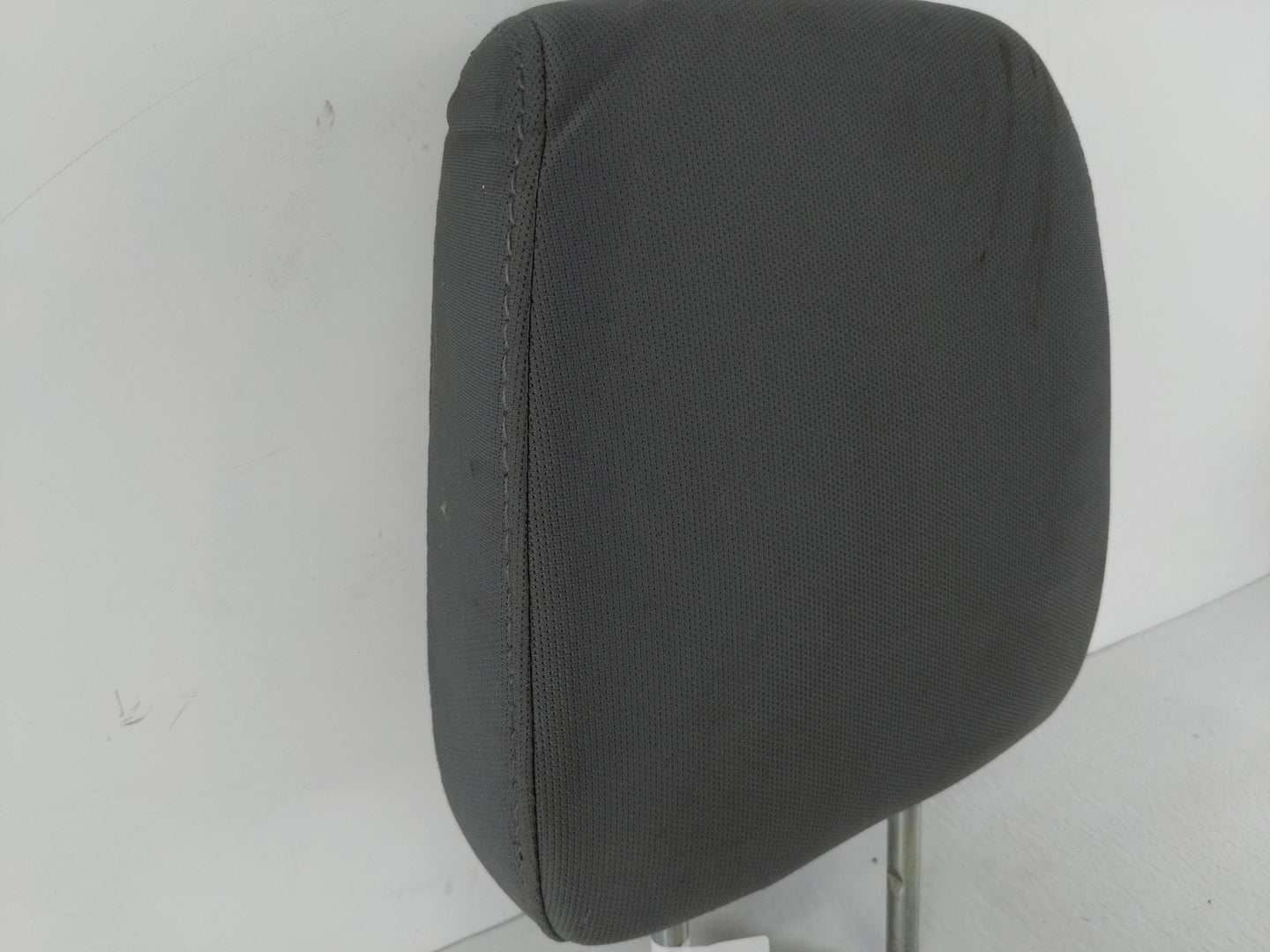 2011-2016 Ford F-350 Super Duty Headrest Head Rest Front Driver Passenger Seat Fits Fits 2011 2012 2013 2014 2015 2016 OEM U