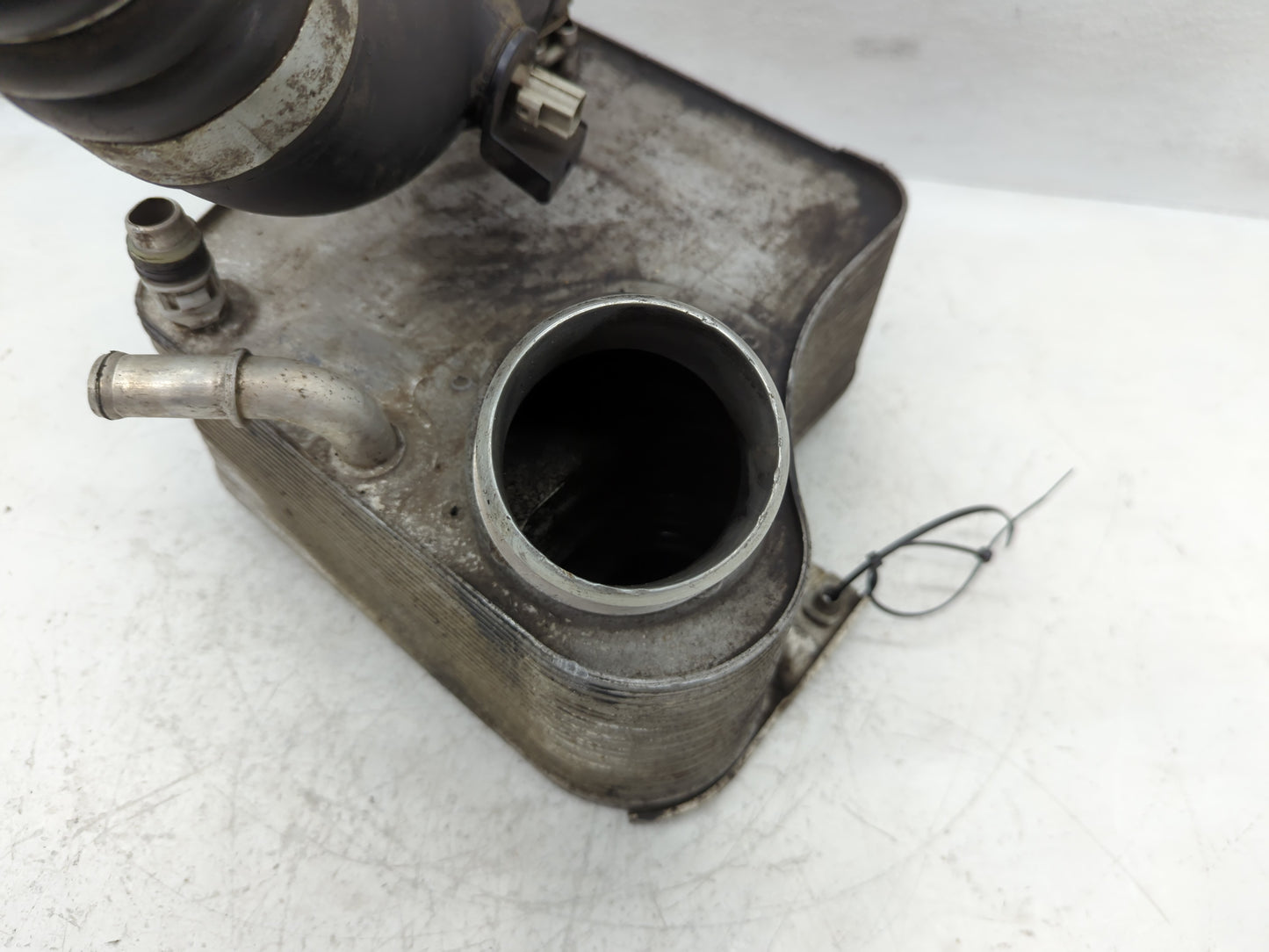 2012 Ford F-350 Super Duty Intercooler Pipe Tube Duct - Oemusedautoparts1.com
