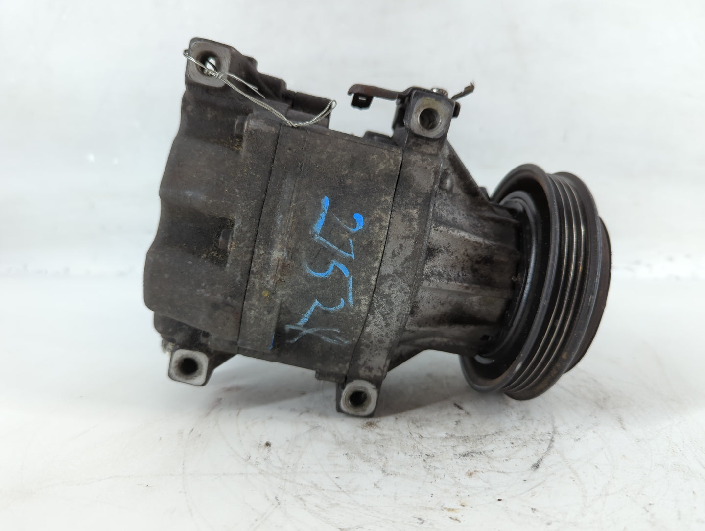 2011-2016 Ford F-350 Super Duty Air Conditioning A/c Ac Compressor Oem - Oemusedautoparts1.com