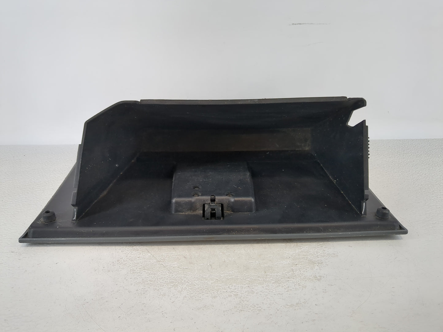 2012 Ford F-350 Super Duty Passenger Glove Box Door Storage Compartment - Oemusedautoparts1.com