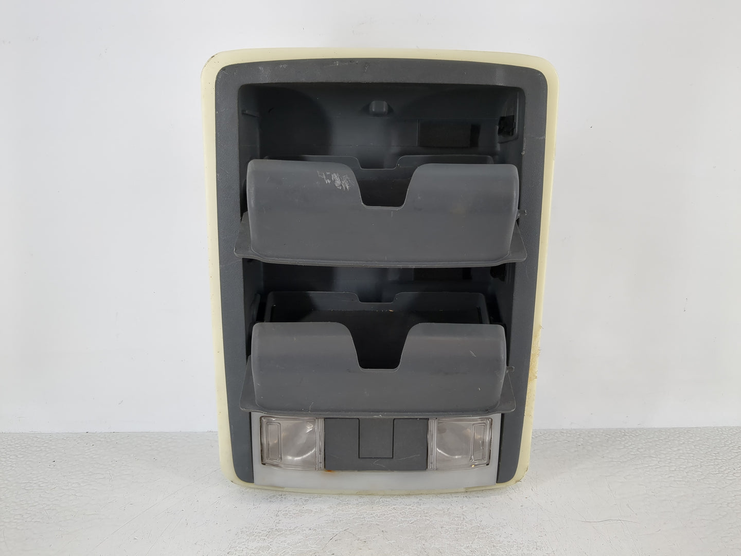 2012 Ford F-350 Super Duty Rear Cargo Cover Storage Retractable Shade - Oemusedautoparts1.com