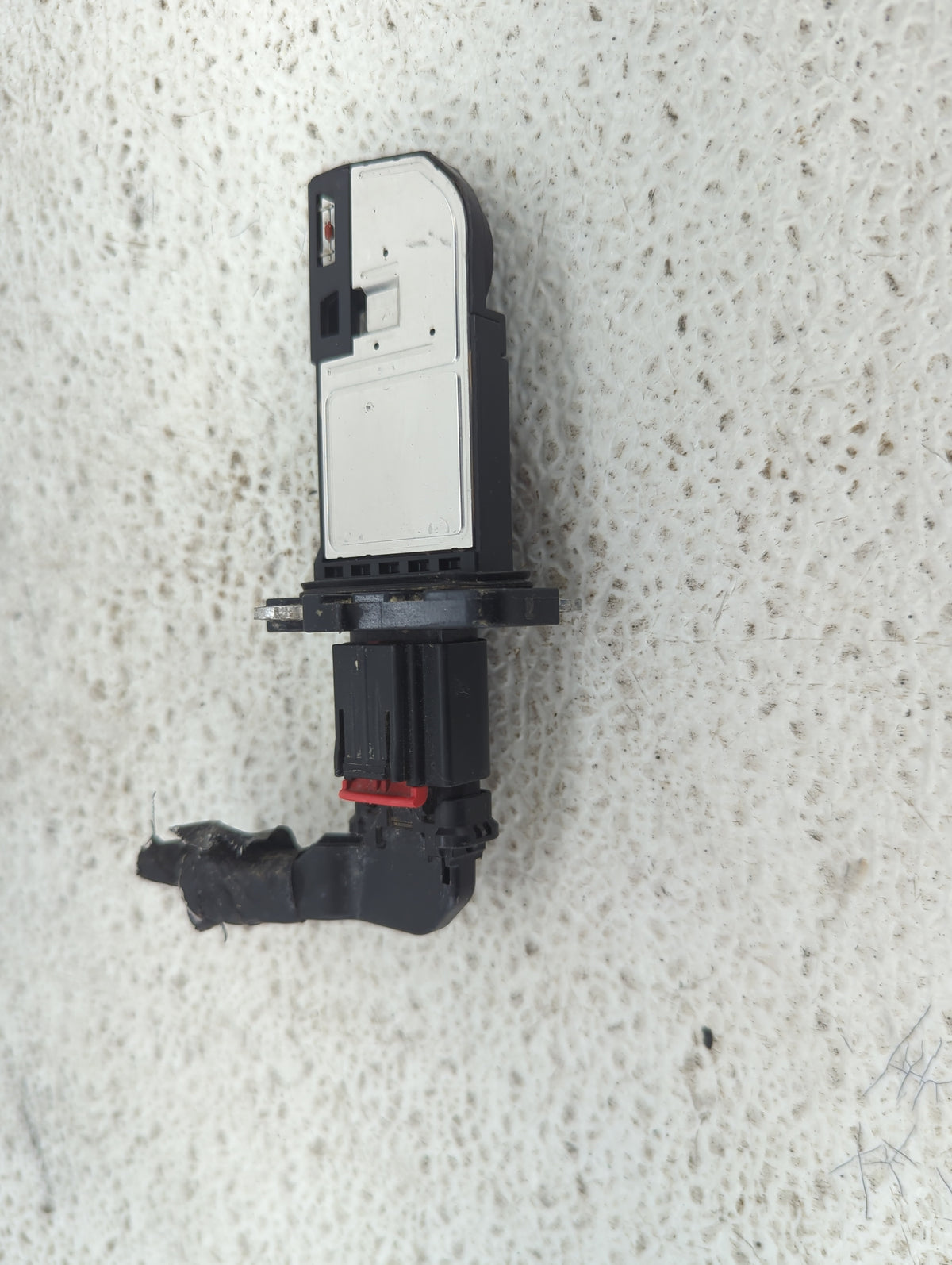 Ford F150 Mass Air Flow Meter Maf Sensor 1485552 - Oemusedautoparts1.com