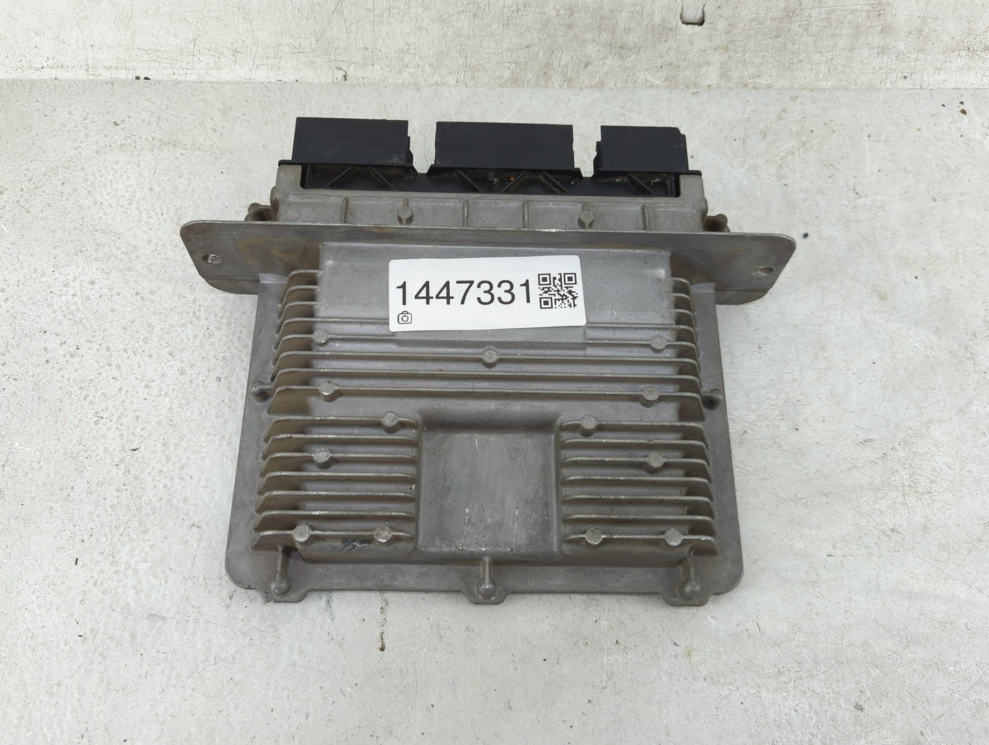 2012 Ford F250sd PCM Engine Control Computer ECU ECM PCU OEM P/N:0281019779 Fits OEM Used Auto Parts - Oemusedautoparts1.com