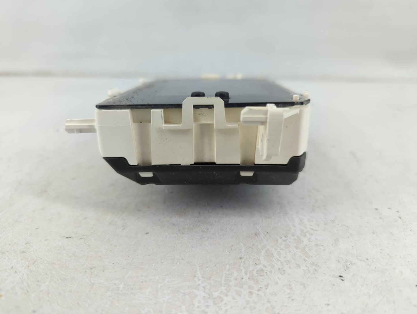 2012 Ford Fiesta Radio AM FM Cd Player Receiver Replacement P/N:CE8T-18B955-BA Fits OEM Used Auto Parts - Oemusedautoparts1.