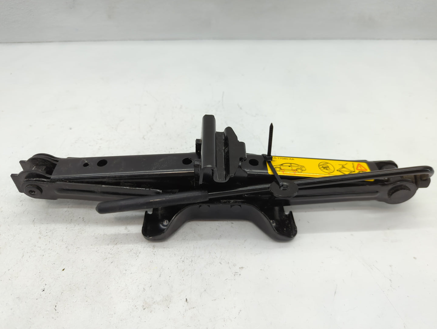 2012 Ford Fiesta Spare Scissor Car Jack - Oemusedautoparts1.com