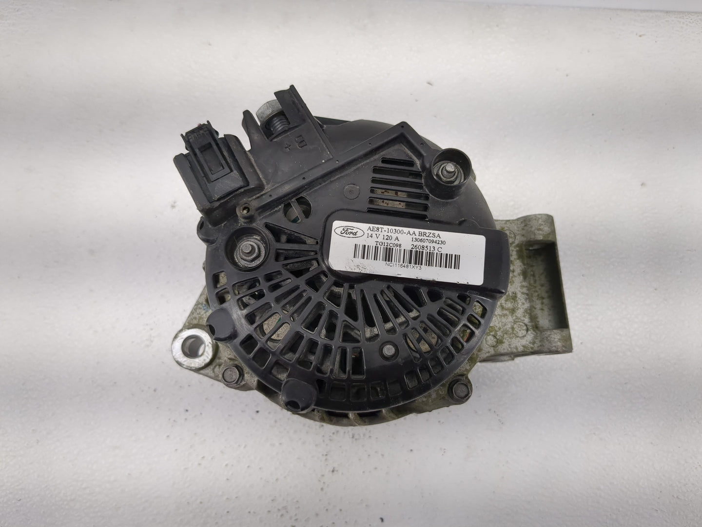 2011-2019 Ford Fiesta Alternator Replacement Generator Charging Assembly Engine OEM P/N:2608513 C TG12C098 Fits OEM Used Aut