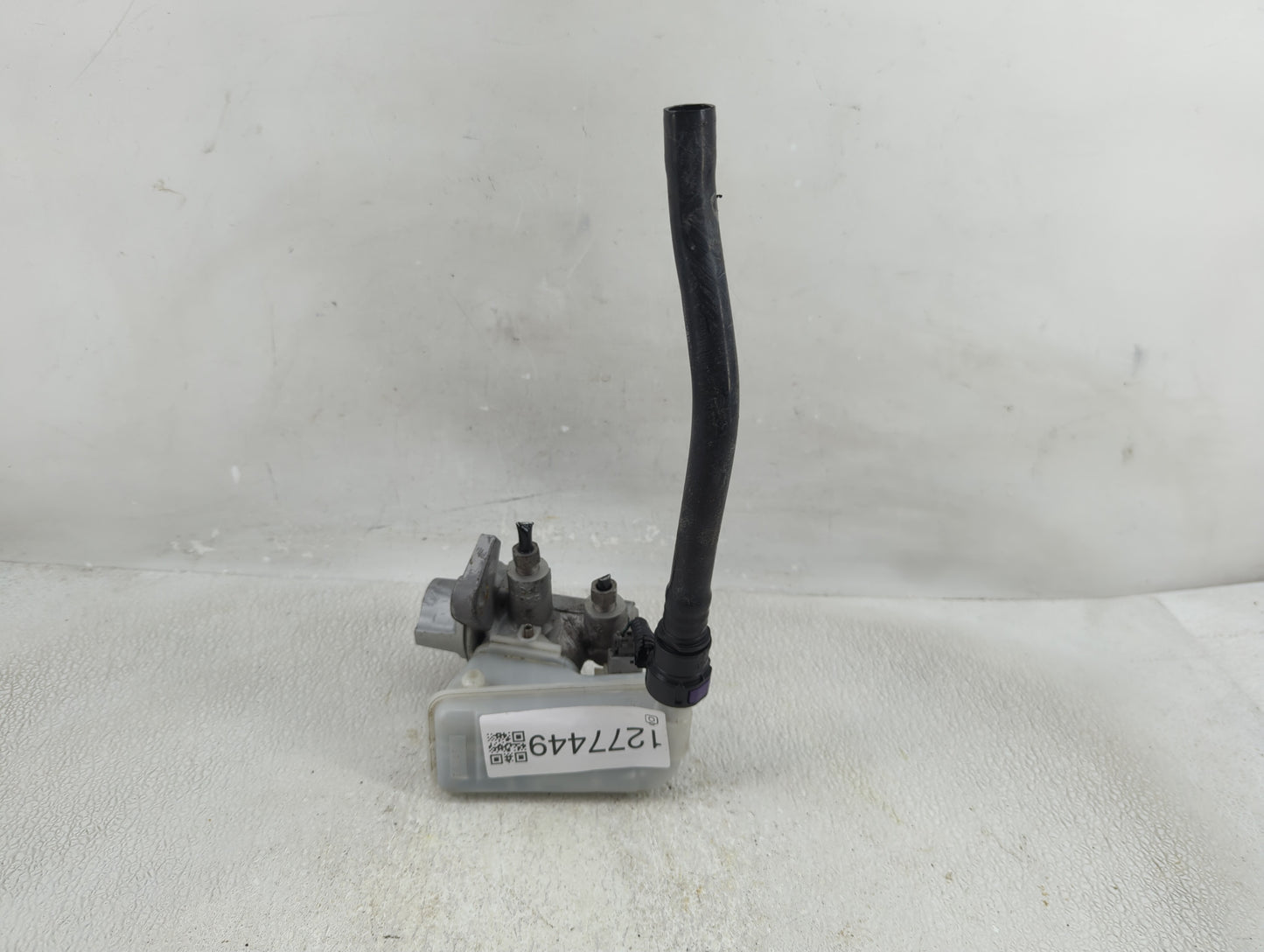 2011-2019 Ford Fiesta Brake Master Cylinder - Oemusedautoparts1.com