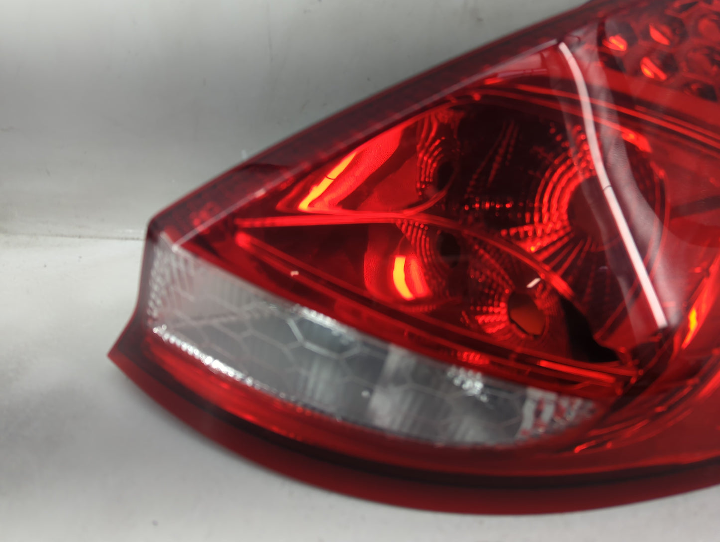 2011-2013 Ford Fiesta Tail Light Assembly Passenger Right OEM P/N:AE83-13B504-BG AE83-13B504-B Fits Fits 2011 2012 2013 OEM 