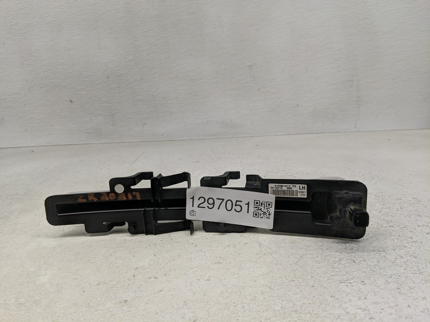 2011-2013 Ford Fiesta Driver Left Oem Front Light Lamp - Oemusedautoparts1.com