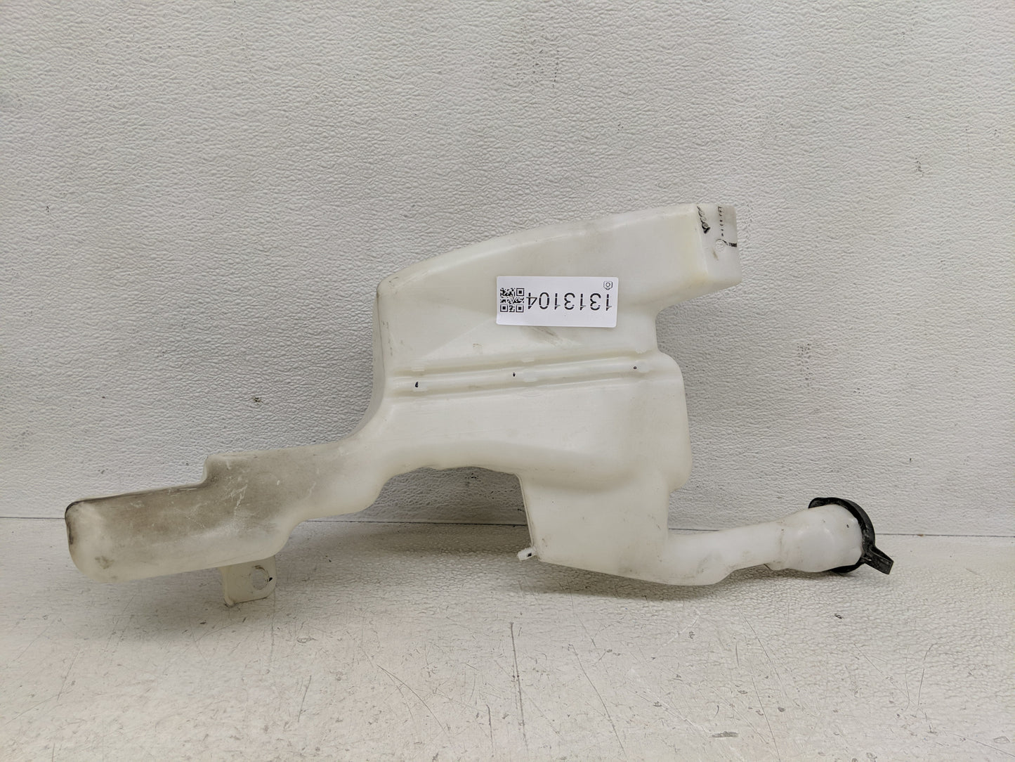 2011-2019 Ford Fiesta Windshield Washer Fluid Reservoir Bottle Oem - Oemusedautoparts1.com