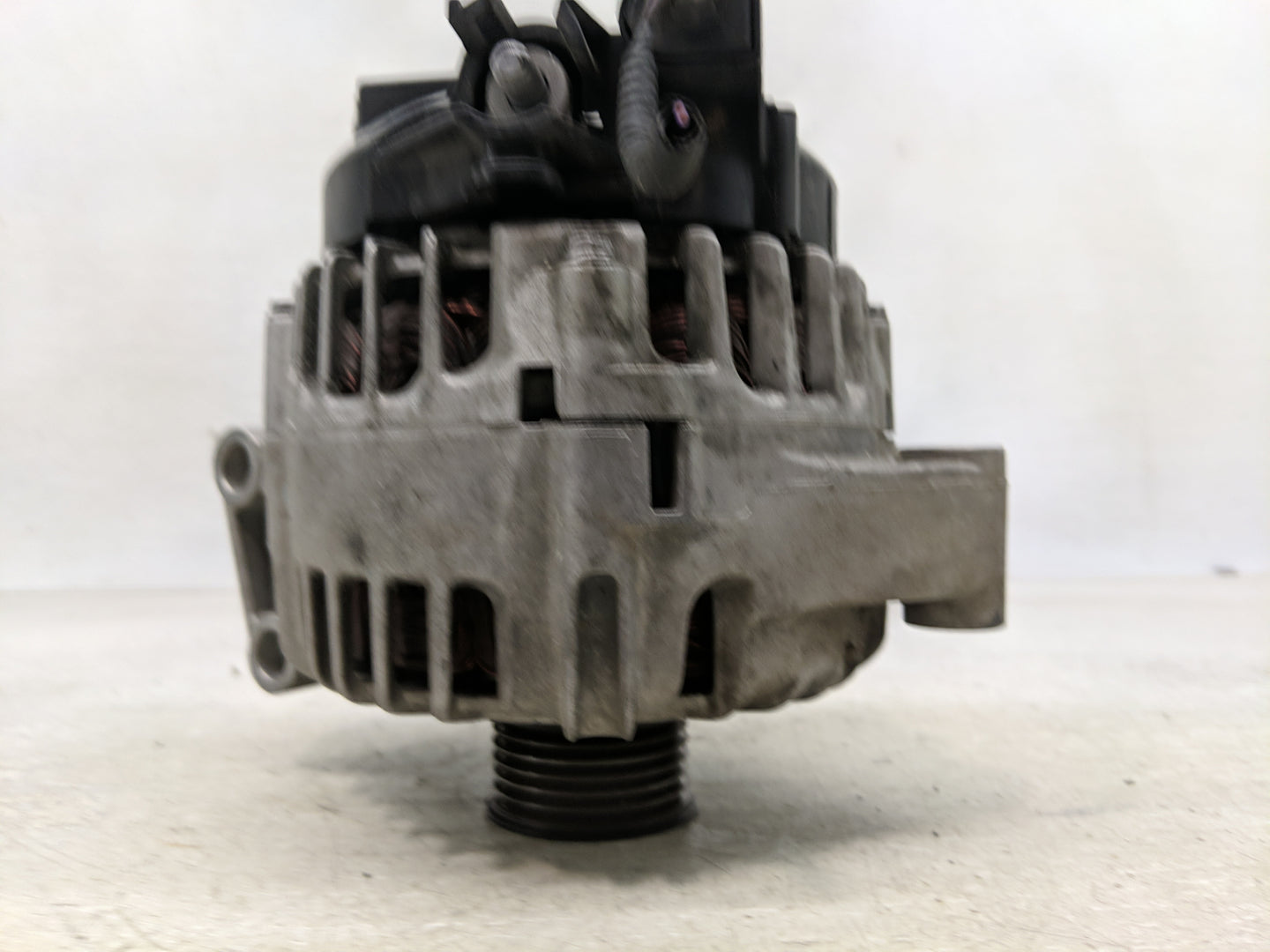2011-2019 Ford Fiesta Alternator Replacement Generator Charging Assembly Engine OEM P/N:AEST-10300-AA 2608513 C Fits OEM Use