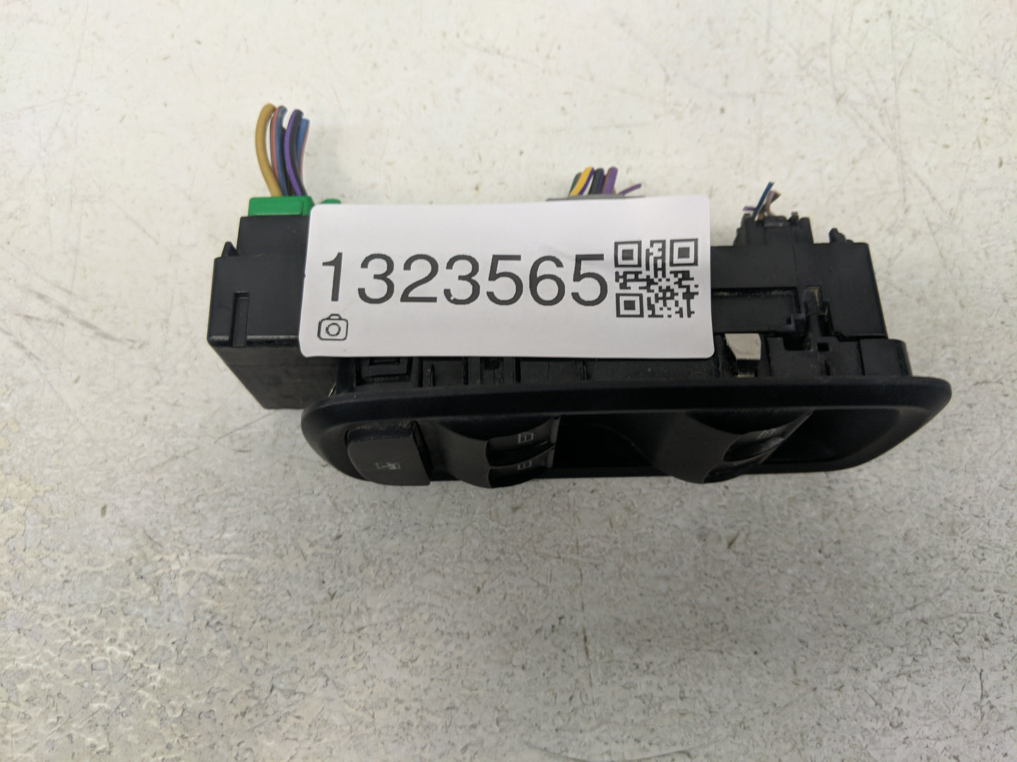 2012 Ford Fiesta Master Power Window Switch Replacement Driver Side Left P/N:8A6T 14A132 CC Fits OEM Used Auto Parts - Oemus