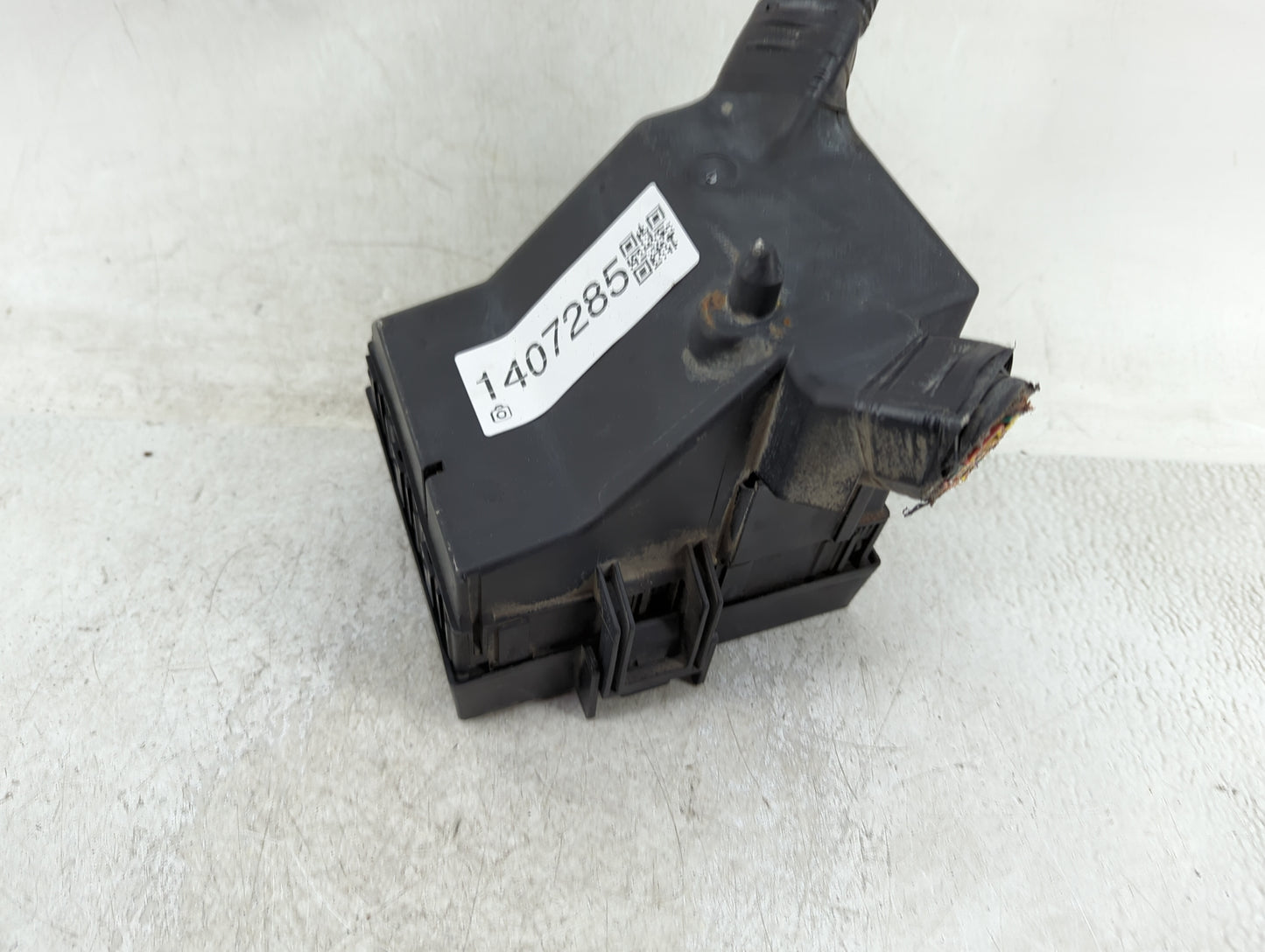 2011-2013 Ford Fiesta Fusebox Fuse Box Panel Relay Module Fits Fits 2011 2012 2013 OEM Used Auto Parts - Oemusedautoparts1.c