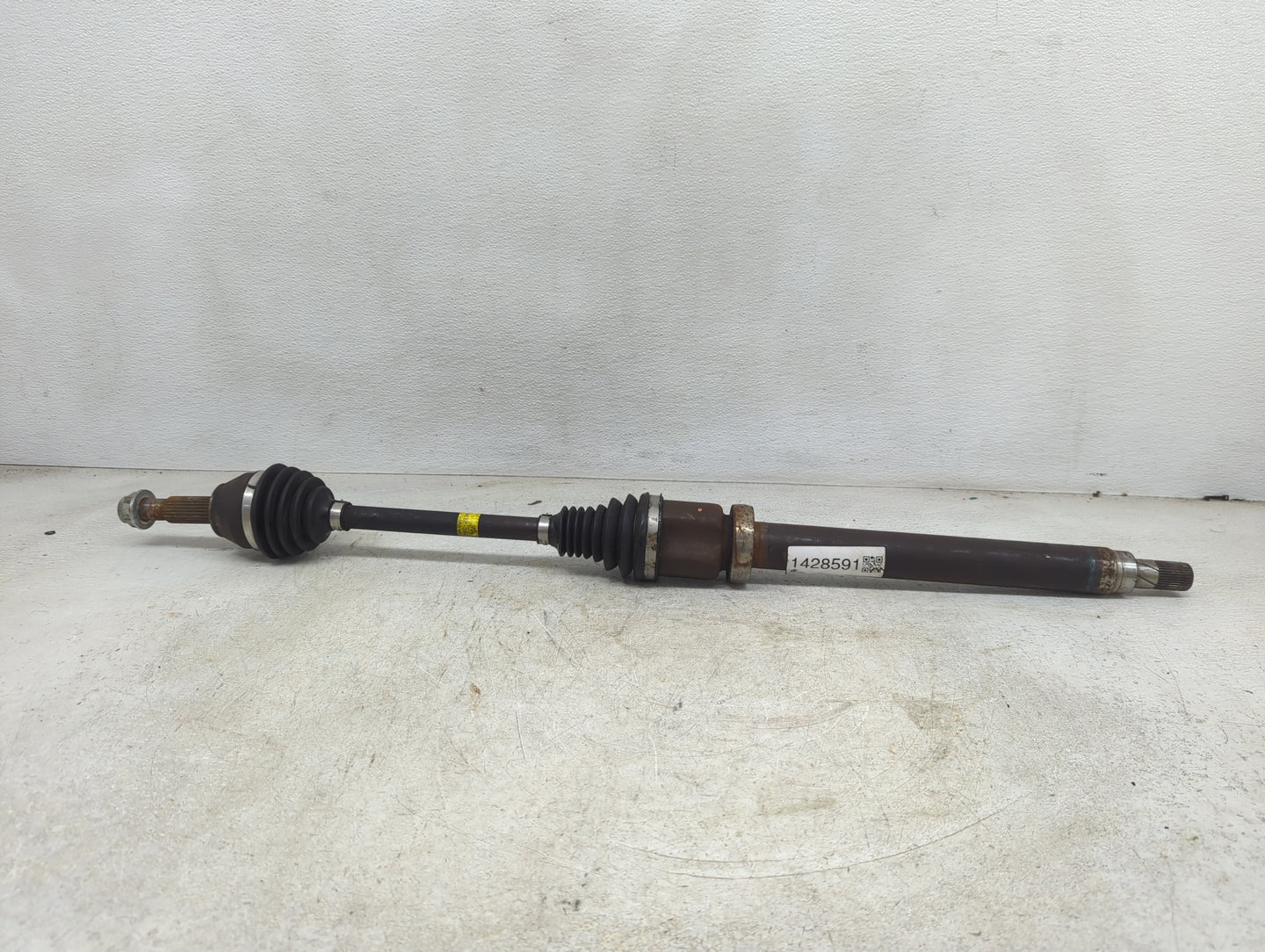 2011-2015 Ford Fiesta Axle Shaft Front Passenger Cv C/v - Oemusedautoparts1.com