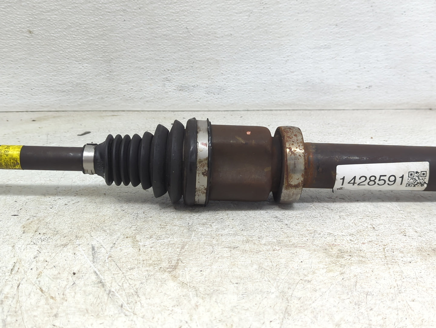 2011-2015 Ford Fiesta Axle Shaft Front Passenger Cv C/v - Oemusedautoparts1.com