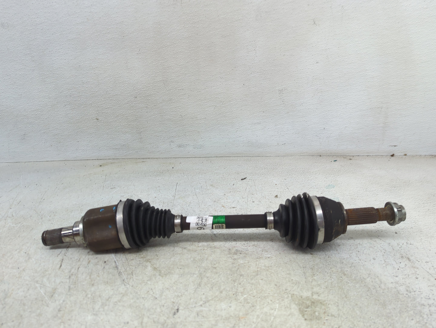 2011-2015 Ford Fiesta Axle Shaft Front Driver Cv C/v - Oemusedautoparts1.com