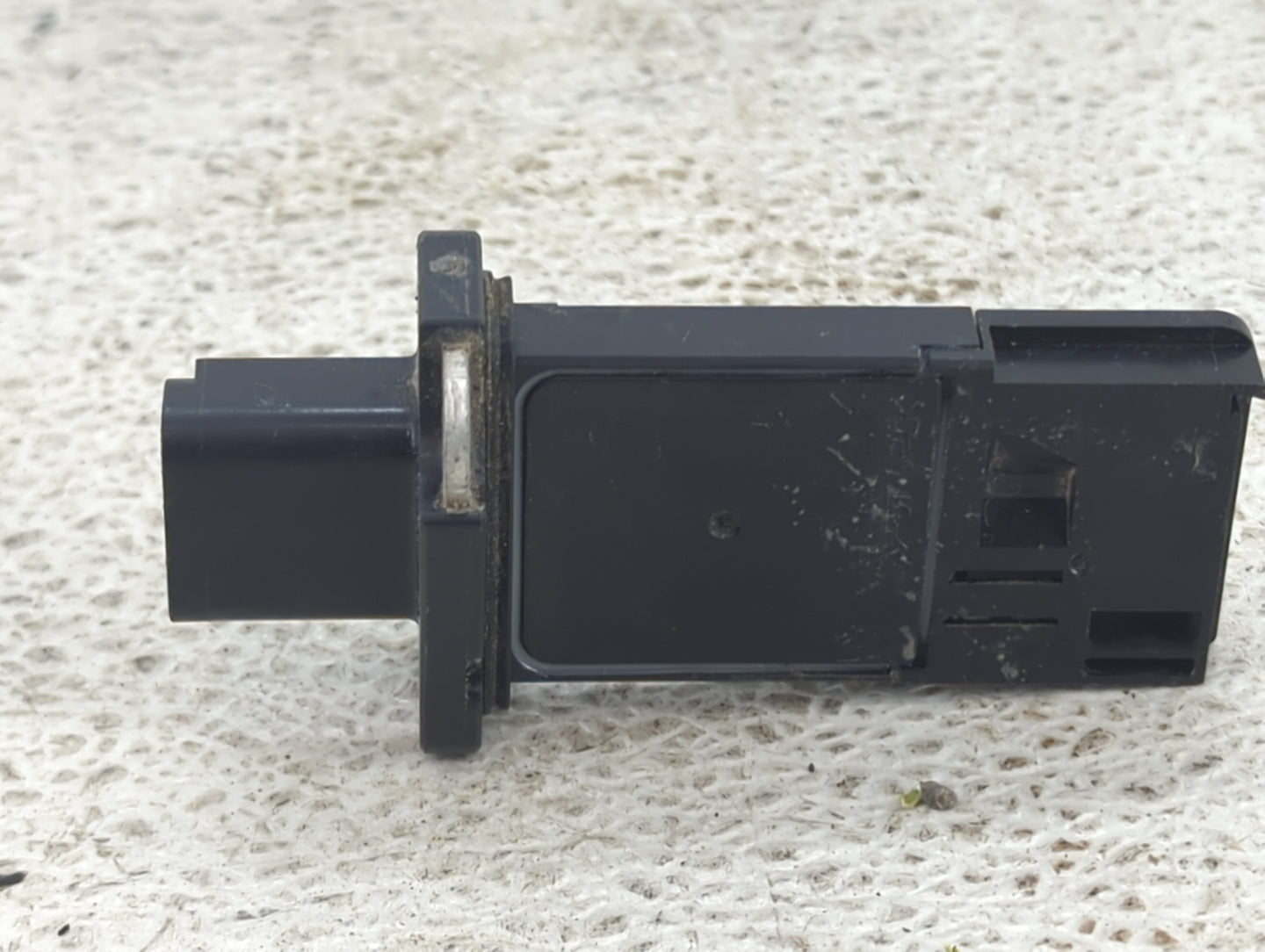 2011-2013 Ford Fiesta Mass Air Flow Meter Maf 1487909 - Oemusedautoparts1.com