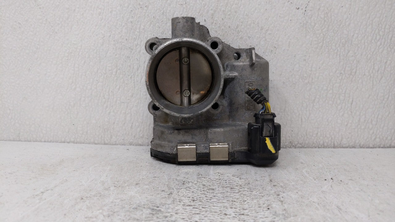 2011-2014 Ford Fiesta Throttle Body P/N:7S7G-9F991-BA 7S7G-9F991-B7A Fits Fits 2011 2012 2013 2014 OEM Used Auto Parts - Oem