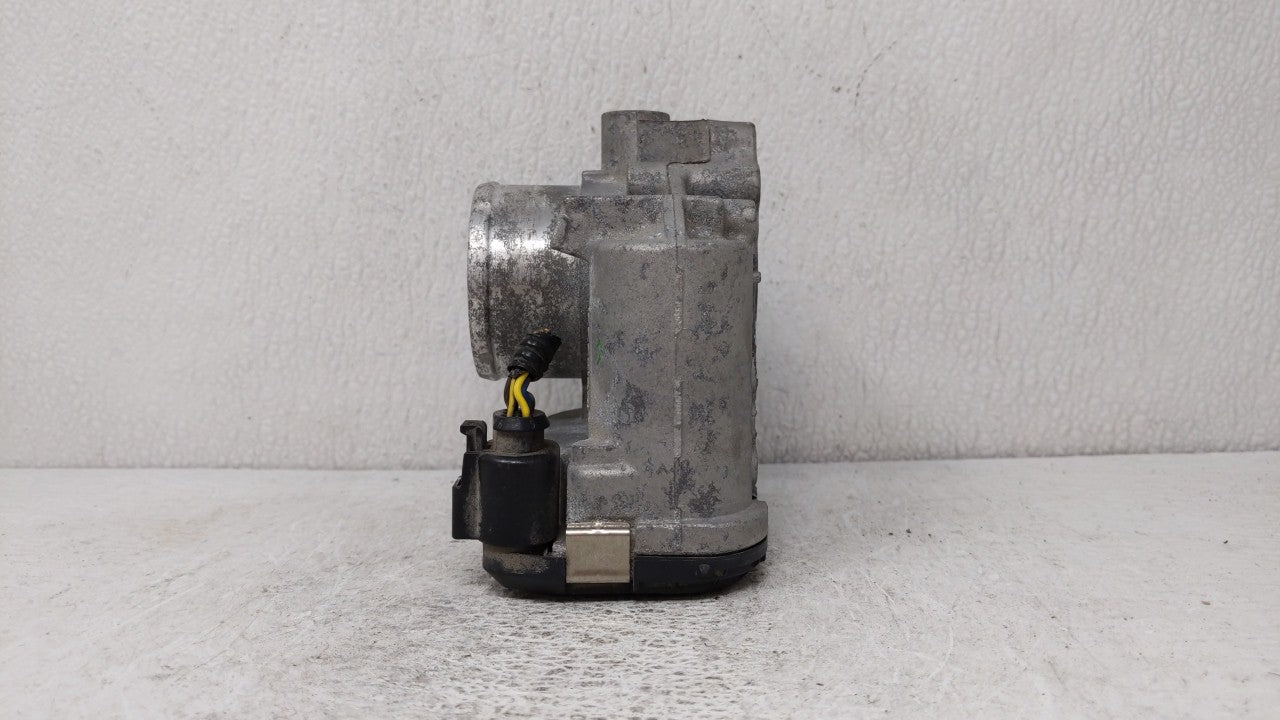 2011-2014 Ford Fiesta Throttle Body P/N:7S7G-9F991-BA 7S7G-9F991-B7A Fits Fits 2011 2012 2013 2014 OEM Used Auto Parts - Oem