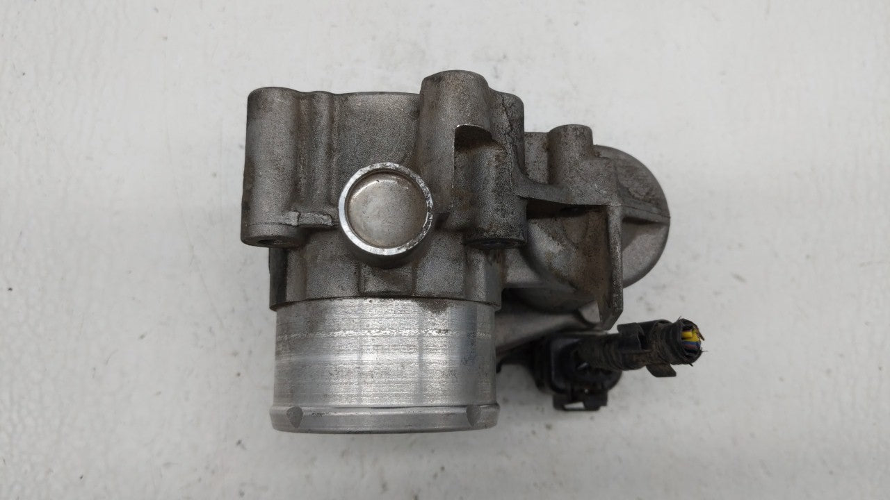 2011-2014 Ford Fiesta Throttle Body P/N:7S7G-9F991-BA 7S7G-9F991-B7A Fits Fits 2011 2012 2013 2014 OEM Used Auto Parts - Oem