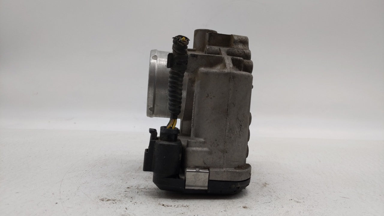 2011-2014 Ford Fiesta Throttle Body P/N:7S7G-9F991-BA 7S7G-9F991-B7A Fits Fits 2011 2012 2013 2014 OEM Used Auto Parts - Oem
