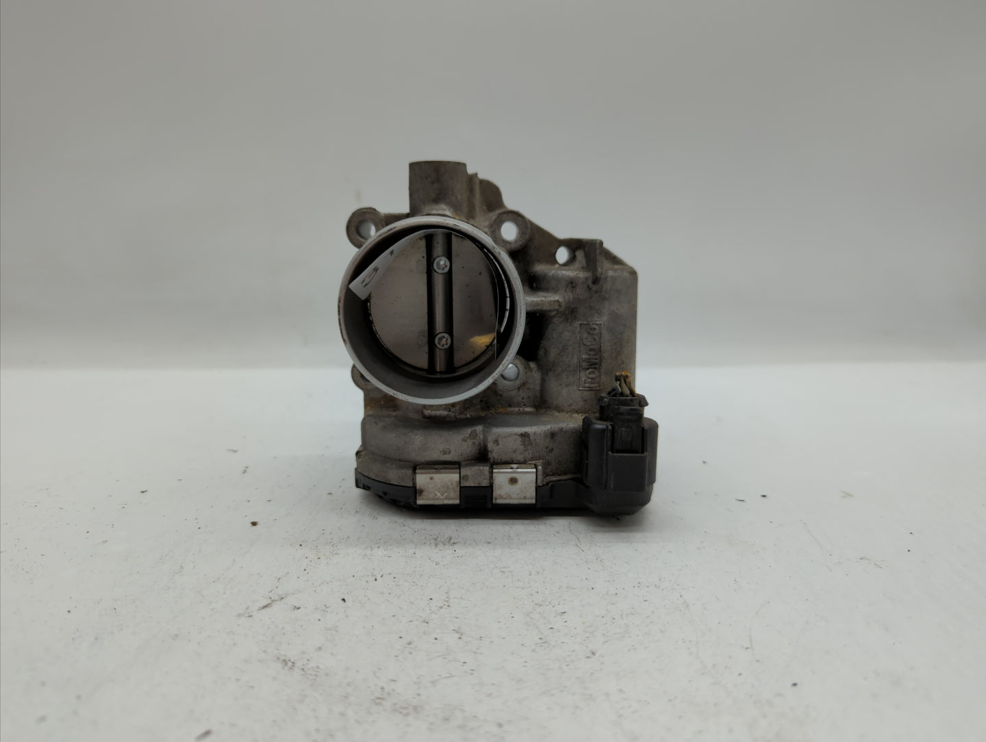 2011-2014 Ford Fiesta Throttle Body P/N:7S7G-9F991-BA 7S7G-9F991-B7A Fits Fits 2011 2012 2013 2014 OEM Used Auto Parts - Oem