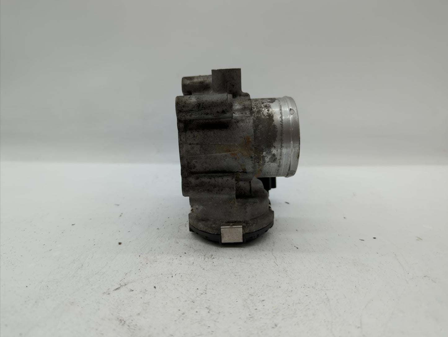2011-2014 Ford Fiesta Throttle Body P/N:7S7G-9F991-BA 7S7G-9F991-B7A Fits Fits 2011 2012 2013 2014 OEM Used Auto Parts - Oem