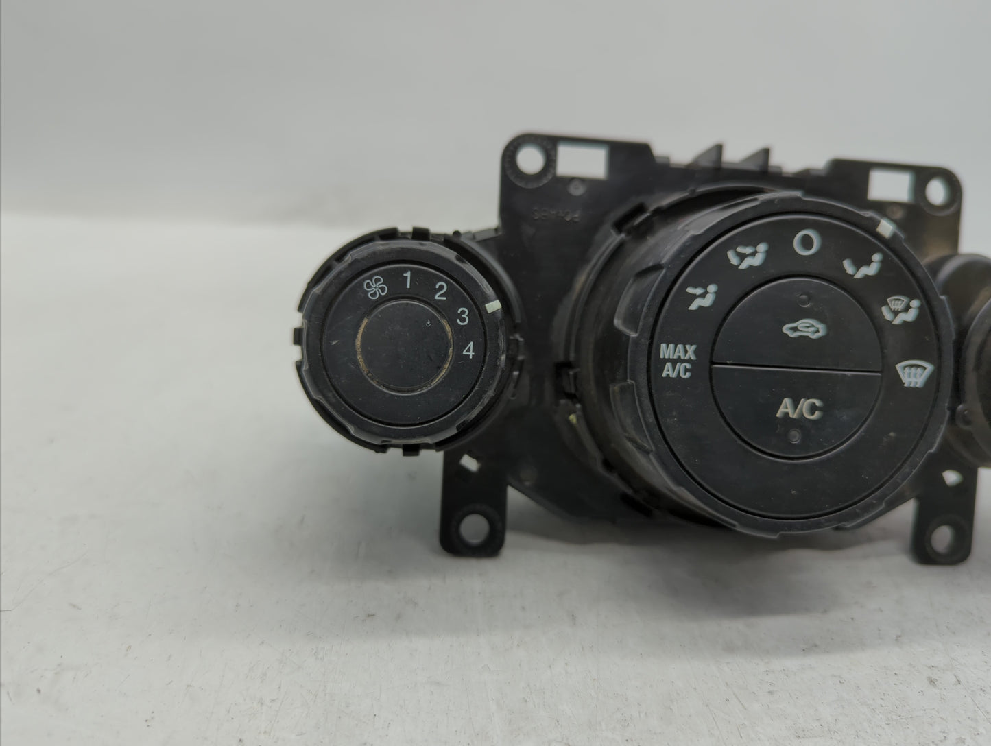 2011-2013 Ford Fiesta Climate Control Module Temperature AC/Heater Replacement P/N:AE83-19980-AE AE83-19980-AF Fits OEM Used