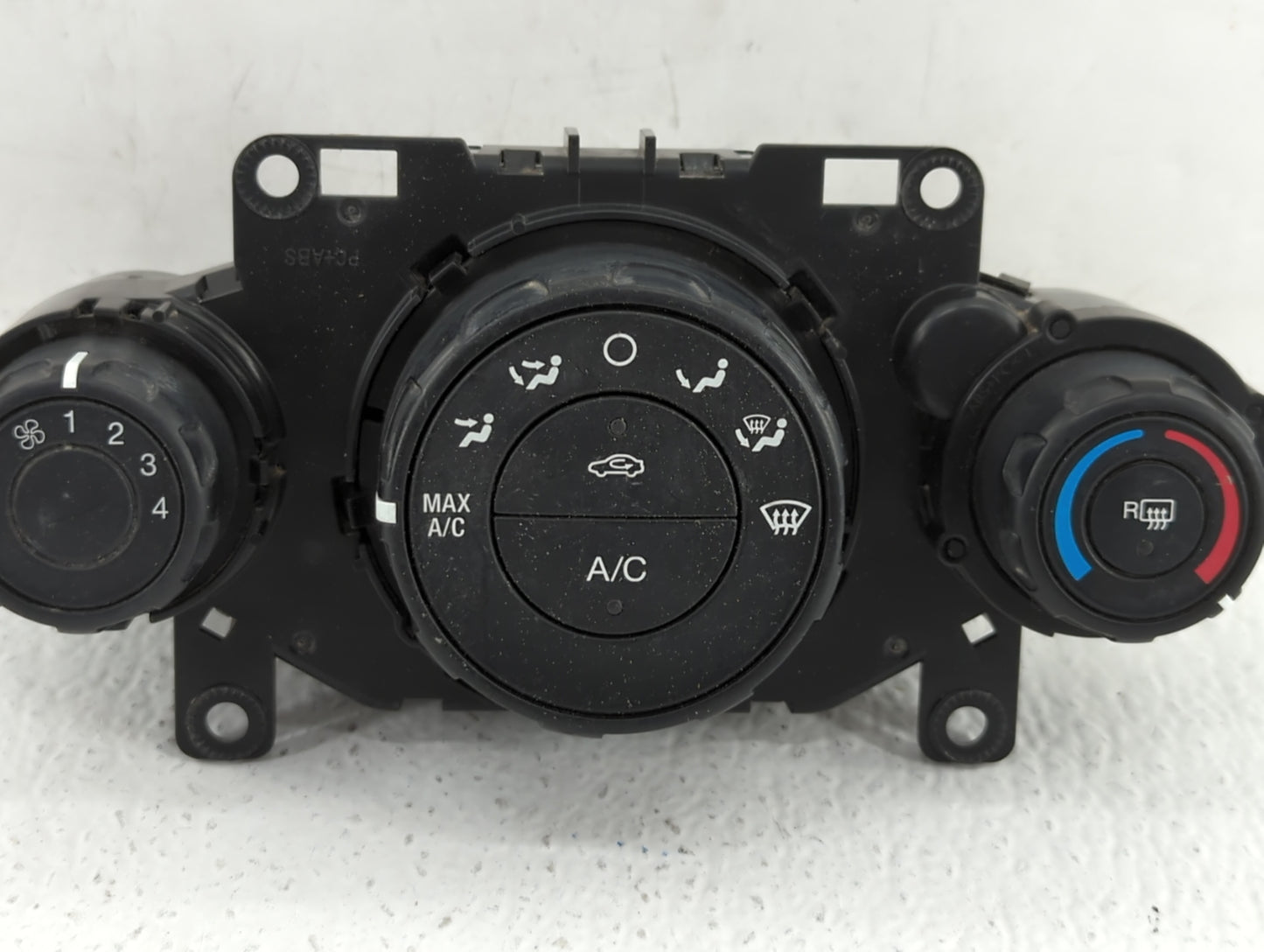 2011-2013 Ford Fiesta Climate Control Module Temperature AC/Heater Replacement P/N:AE83-19980-AE AE83-19980-AF Fits OEM Used