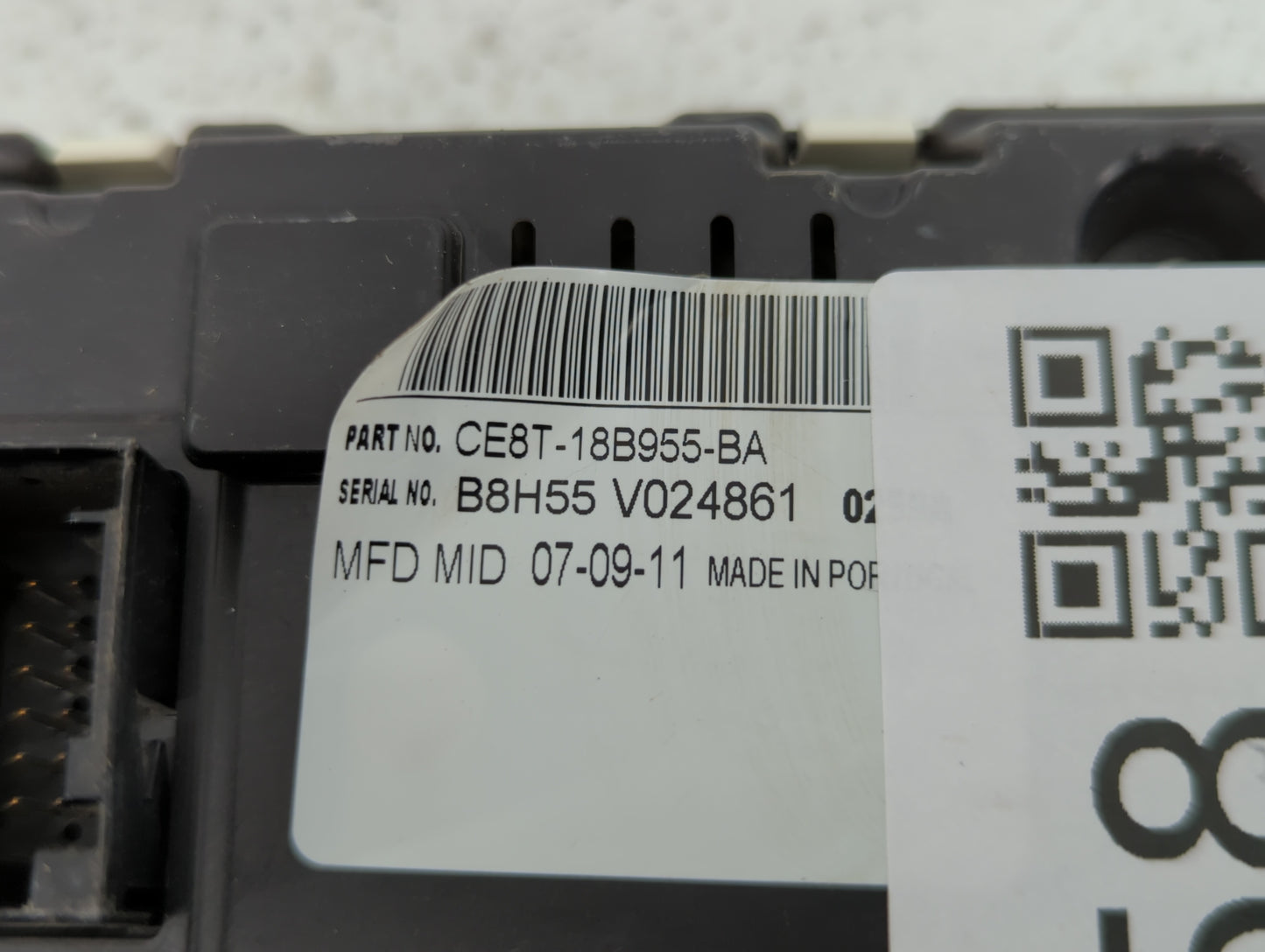 2012-2012 Ford Fiesta Am Fm Cd Player Radio Receiver - Oemusedautoparts1.com