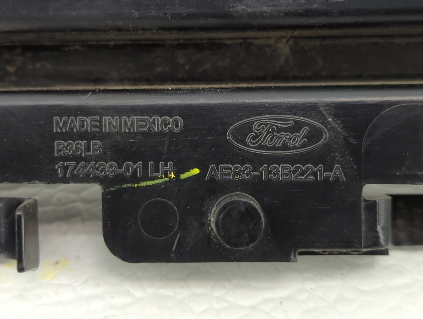 2011-2013 Ford Fiesta Driver Left Oem Front Light Lamp - Oemusedautoparts1.com