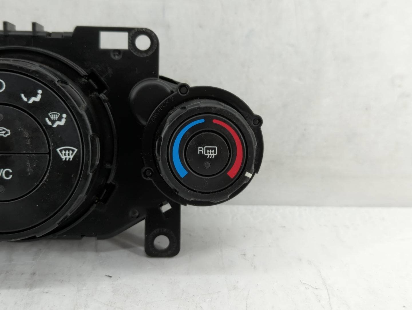 2011-2013 Ford Fiesta Climate Control Module Temperature AC/Heater Replacement P/N:AE83-19980-AE AE83-19980-AF Fits OEM Used