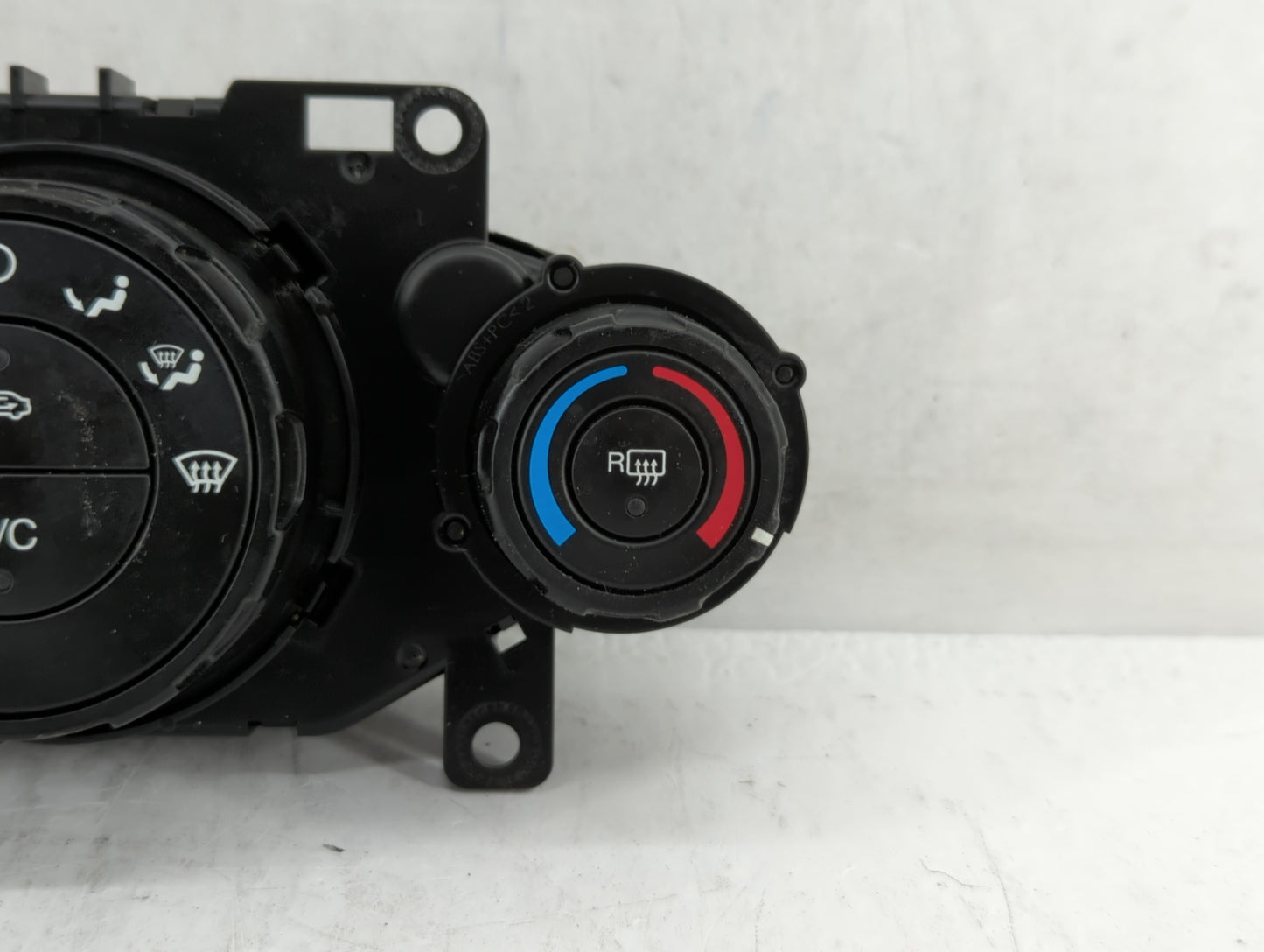 2011-2013 Ford Fiesta Climate Control Module Temperature AC/Heater Replacement P/N:AE83-19980-AE AE83-19980-AF Fits OEM Used